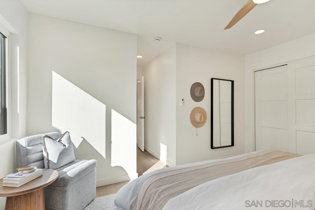 Detail Gallery Image 25 of 42 For 2275  Emerald St, San Diego,  CA 92109 - 2 Beds | 2 Baths