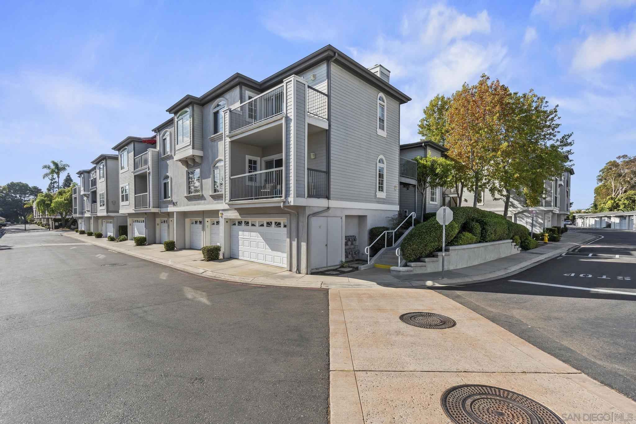 Detail Gallery Image 34 of 45 For 8635  via Mallorca  #D,  La Jolla,  CA 92037 - 2 Beds | 2 Baths