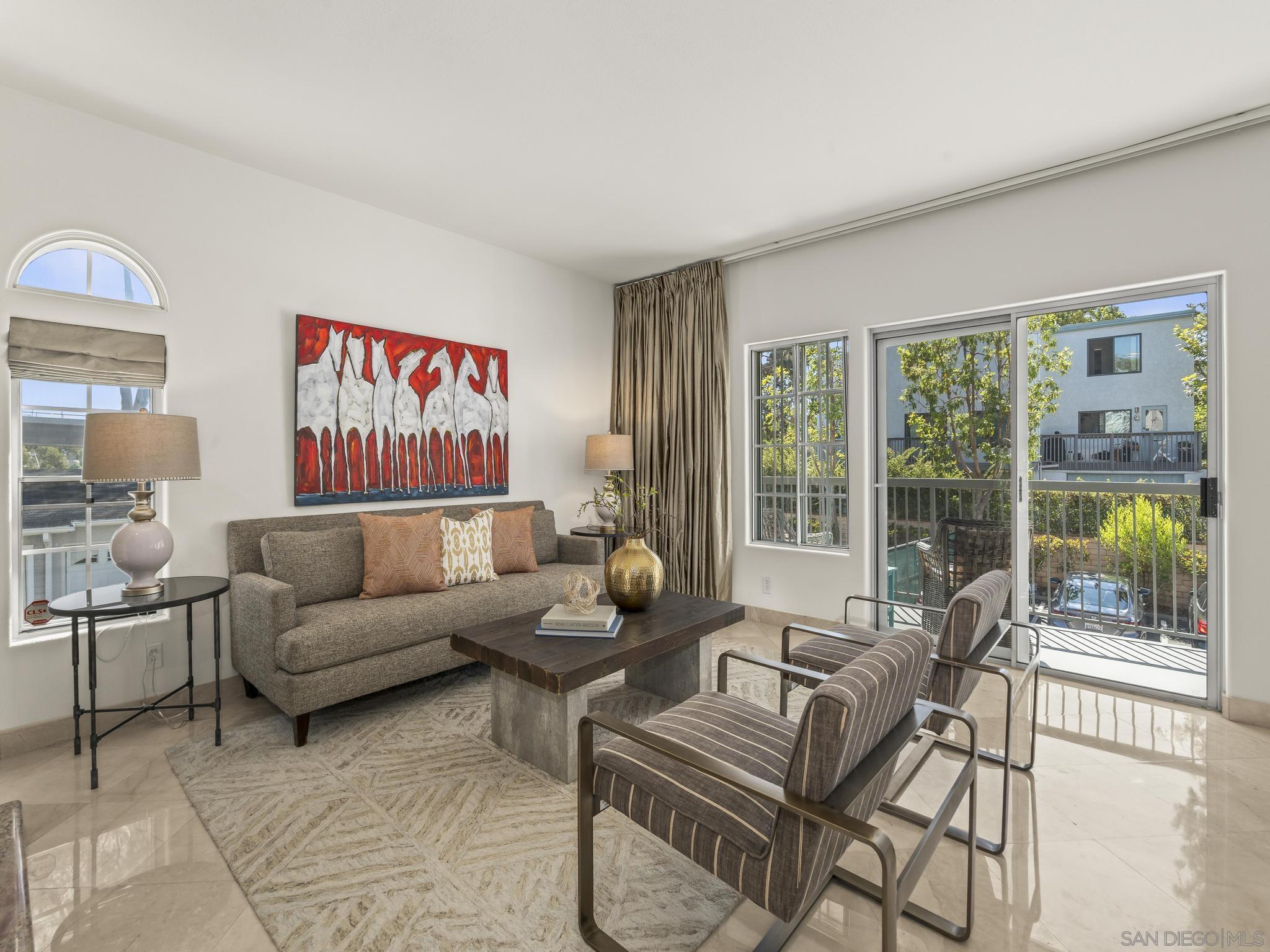 Detail Gallery Image 9 of 45 For 8635  via Mallorca  #D,  La Jolla,  CA 92037 - 2 Beds | 2 Baths