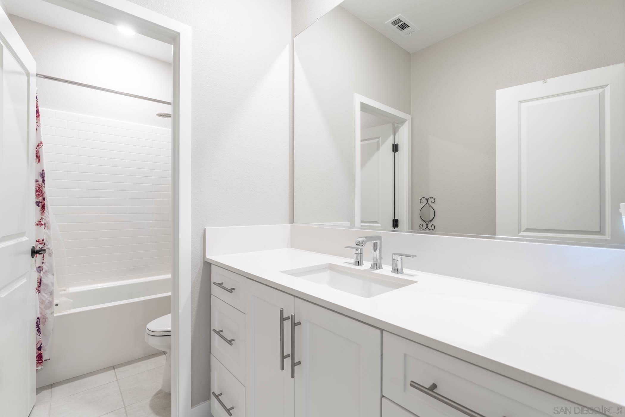 Detail Gallery Image 23 of 32 For 15581  Manley Way, San Diego,  CA 92127 - 4 Beds | 4 Baths