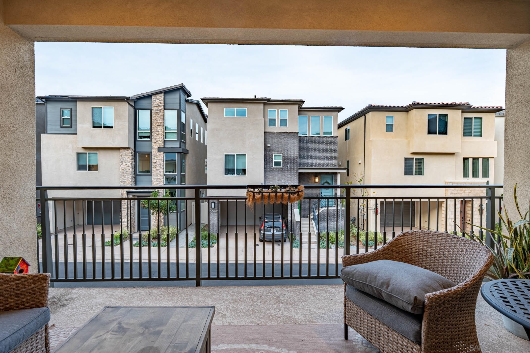 Detail Gallery Image 29 of 32 For 15581  Manley Way, San Diego,  CA 92127 - 4 Beds | 4 Baths