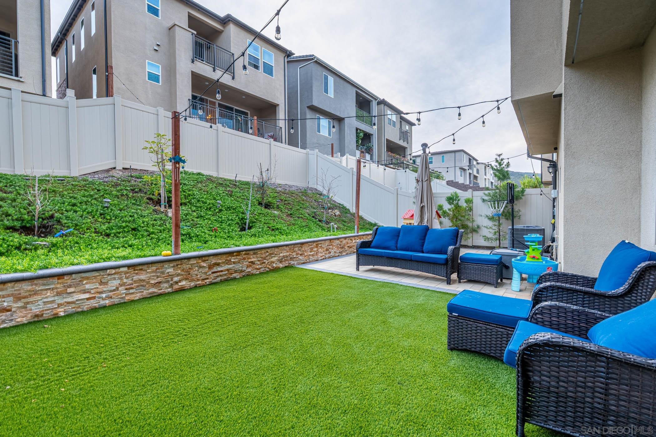 Detail Gallery Image 30 of 32 For 15581  Manley Way, San Diego,  CA 92127 - 4 Beds | 4 Baths