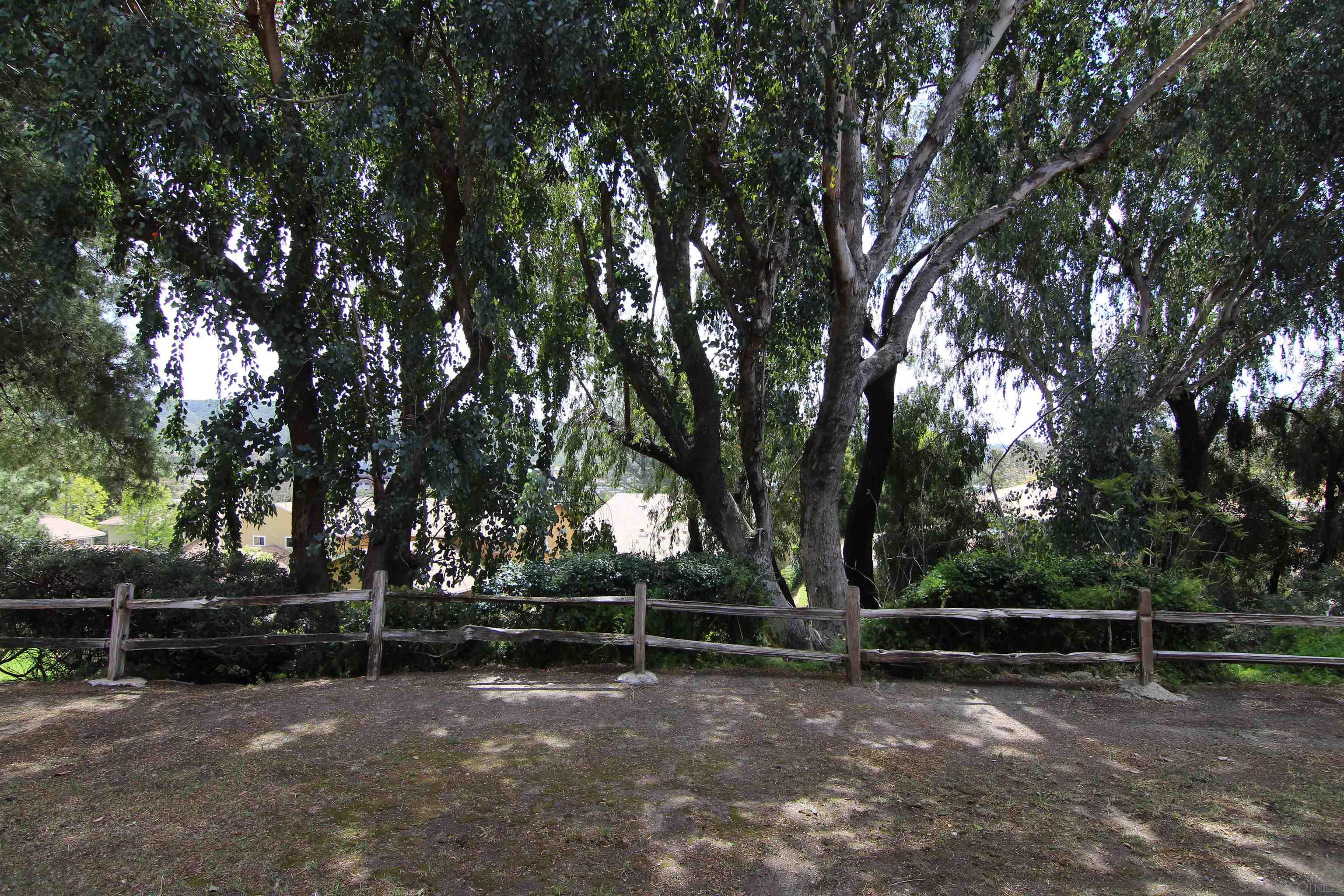 Detail Gallery Image 4 of 16 For 13754  Caminito Vizzini, San Diego,  CA 92129 - 3 Beds | 1/1 Baths