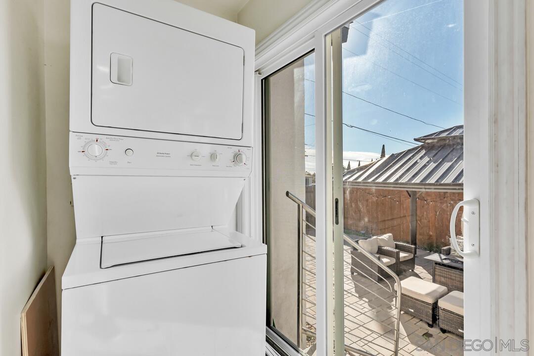 Detail Gallery Image 13 of 35 For 1198  Tobias Dr, Chula Vista,  CA 91911 - 4 Beds | 3 Baths