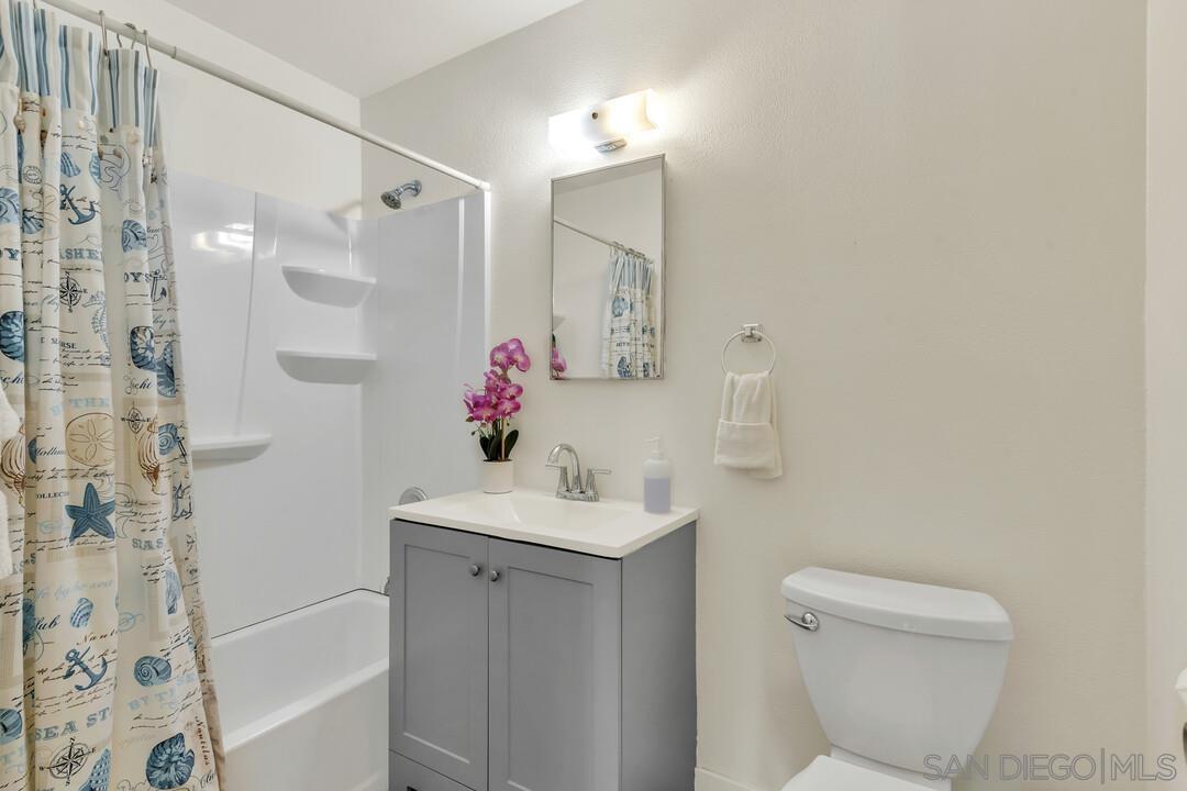 Detail Gallery Image 18 of 35 For 1198  Tobias Dr, Chula Vista,  CA 91911 - 4 Beds | 3 Baths