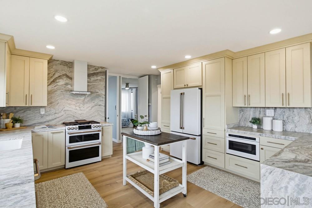 Detail Gallery Image 12 of 47 For 4468  Bermuda Avenue, San Diego,  CA 92107 - 2 Beds | 1 Baths