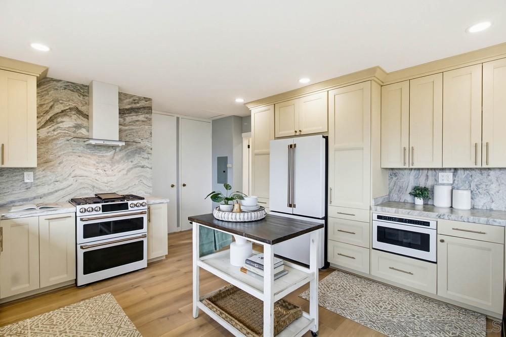 Detail Gallery Image 15 of 47 For 4468  Bermuda Avenue, San Diego,  CA 92107 - 2 Beds | 1 Baths