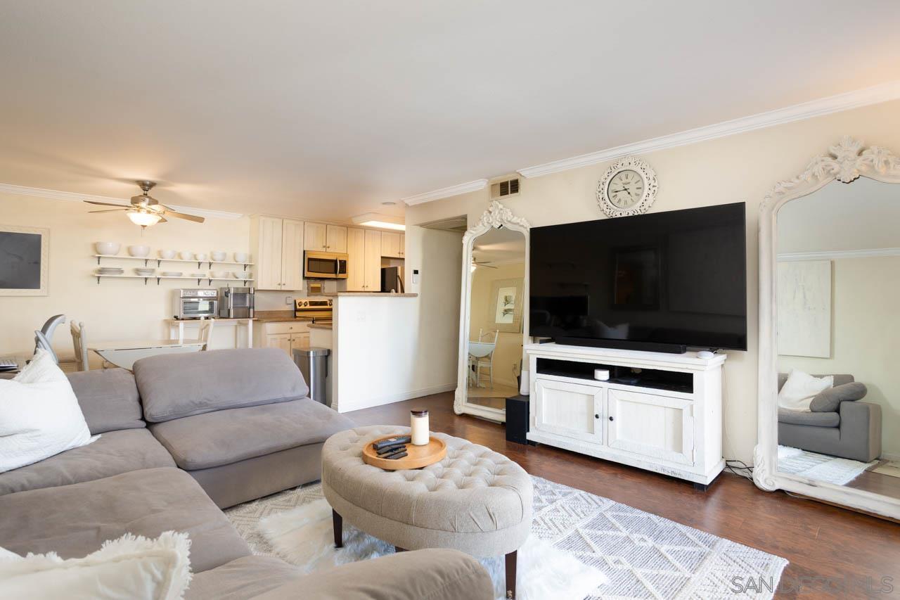 Front Image Thumbnail for SD2600399