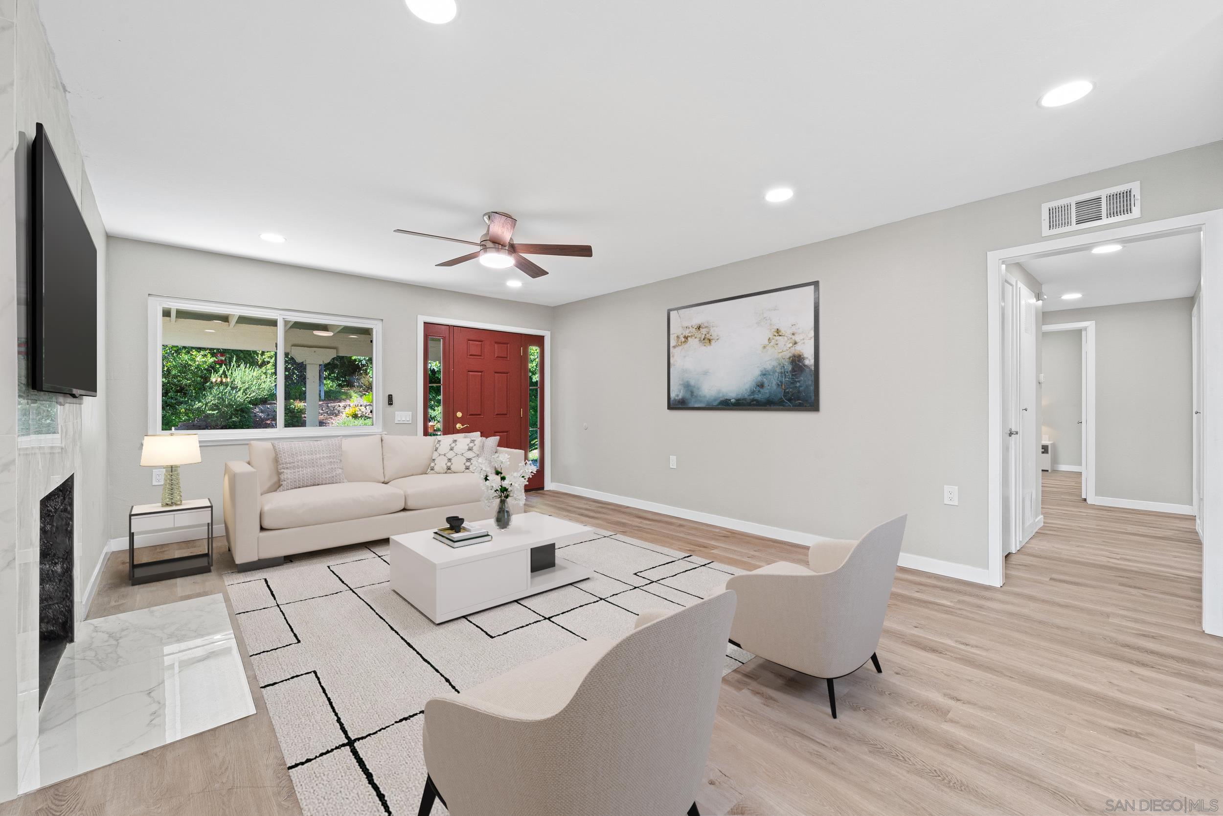 Detail Gallery Image 3 of 35 For 12424  Rios Road, San Diego,  CA 92128 - 2 Beds | 2 Baths