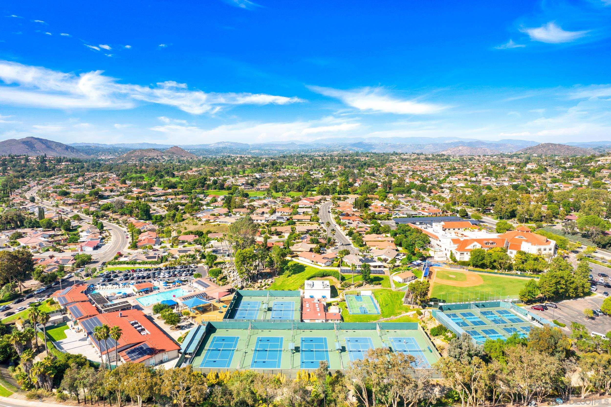 Detail Gallery Image 27 of 35 For 12424  Rios Road, San Diego,  CA 92128 - 2 Beds | 2 Baths