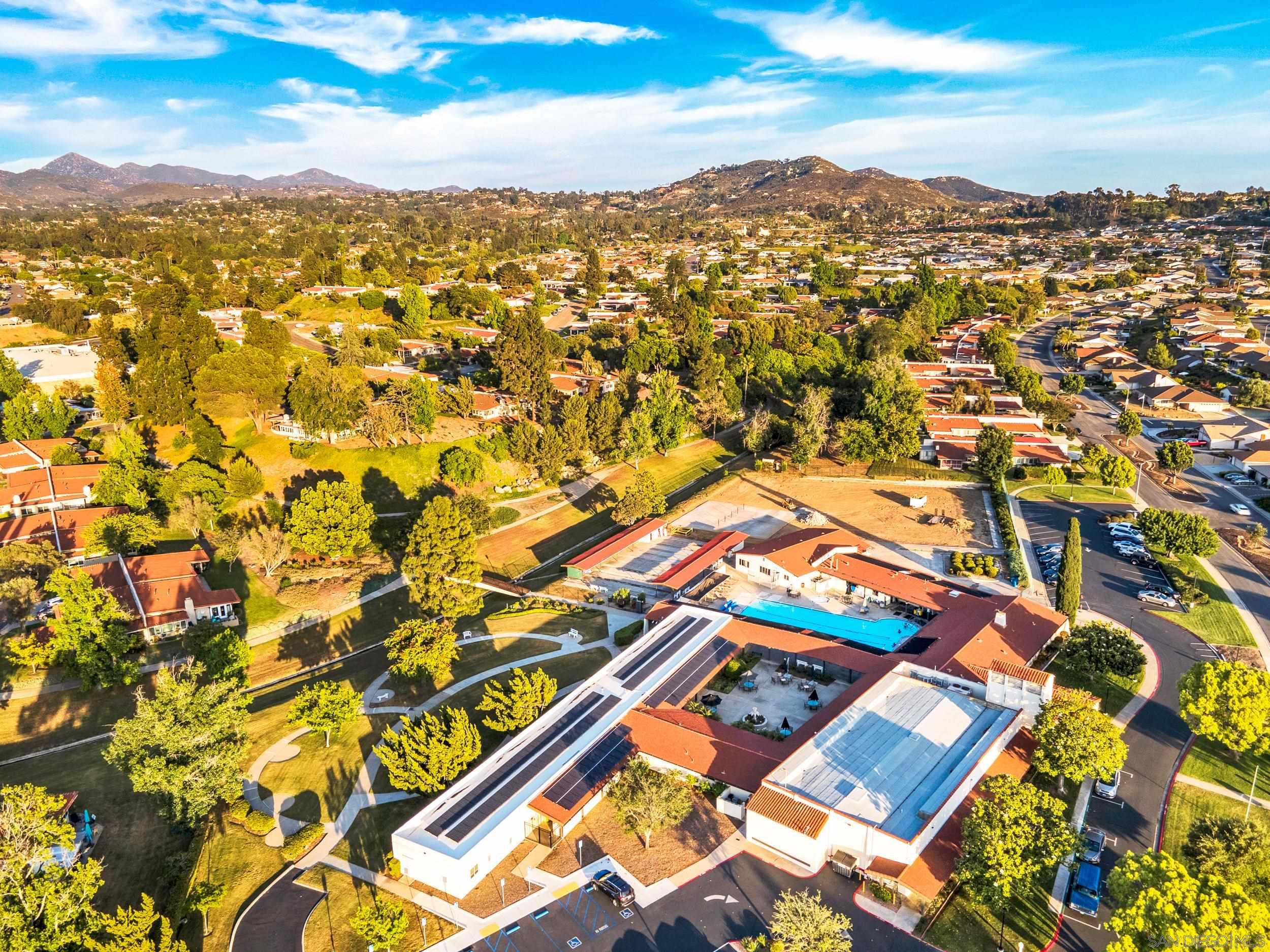 Detail Gallery Image 29 of 35 For 12424  Rios Road, San Diego,  CA 92128 - 2 Beds | 2 Baths