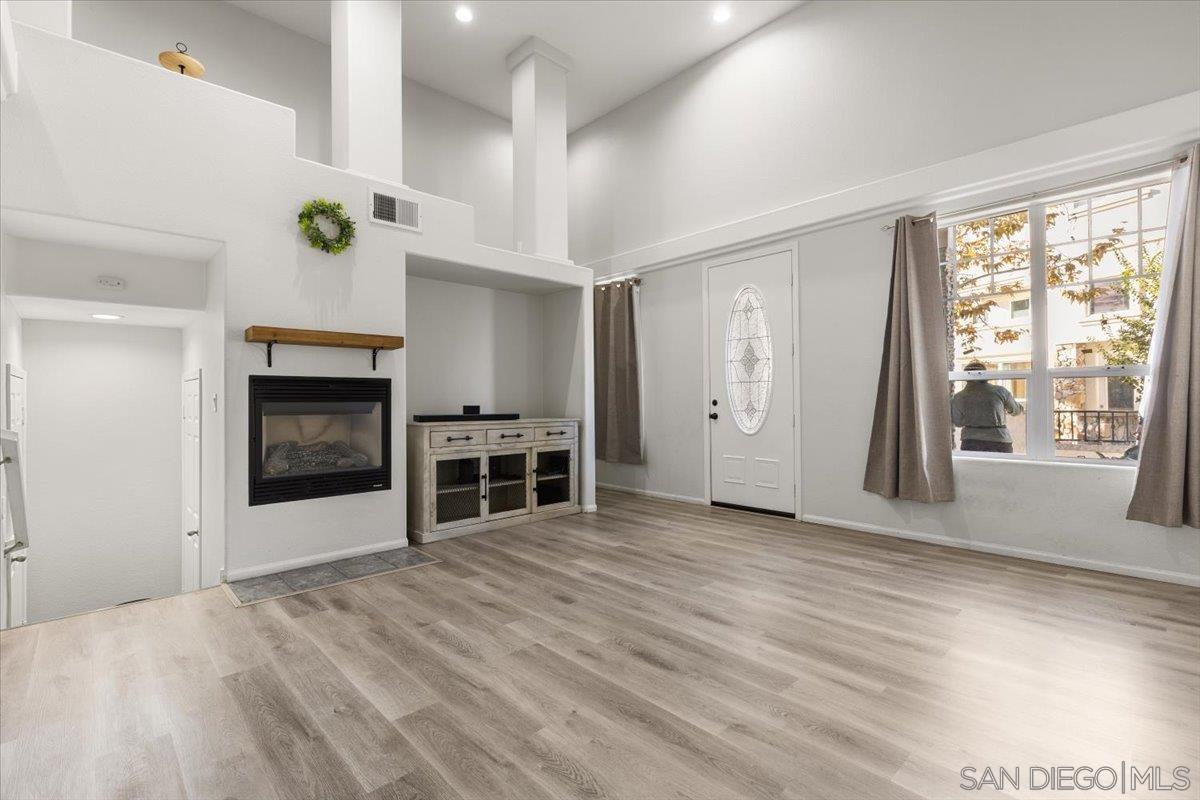 Detail Gallery Image 5 of 24 For 272  Indiana Ave, El Cajon,  CA 92020 - 3 Beds | 2/1 Baths