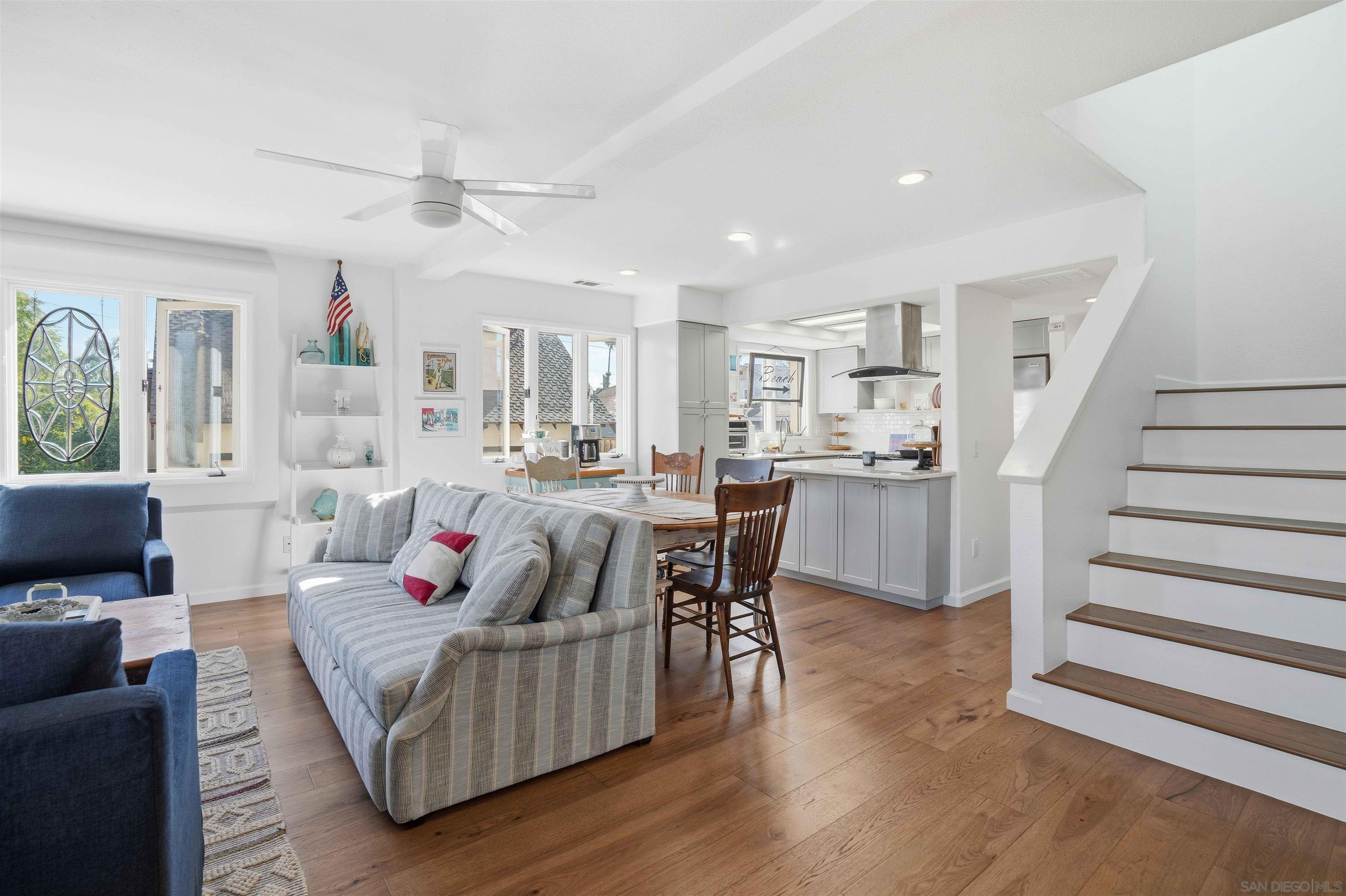 Detail Gallery Image 12 of 51 For 1210  7th Street, Coronado,  CA 92118 - 3 Beds | 3 Baths