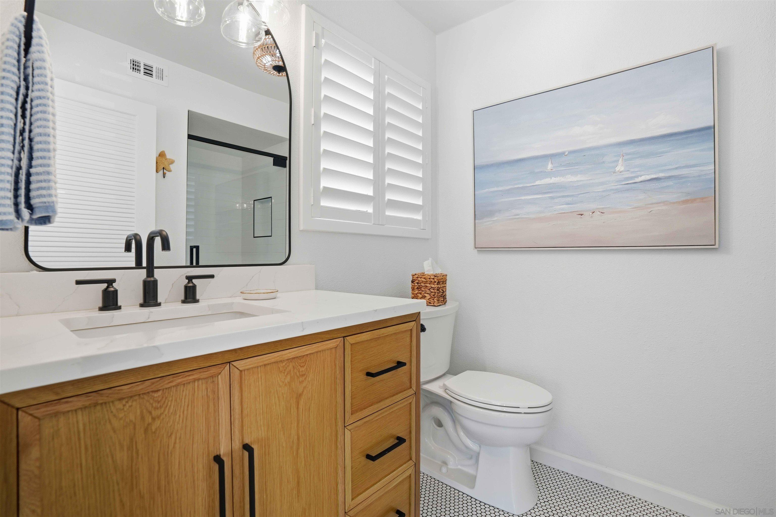 Detail Gallery Image 21 of 51 For 1210  7th Street, Coronado,  CA 92118 - 3 Beds | 3 Baths