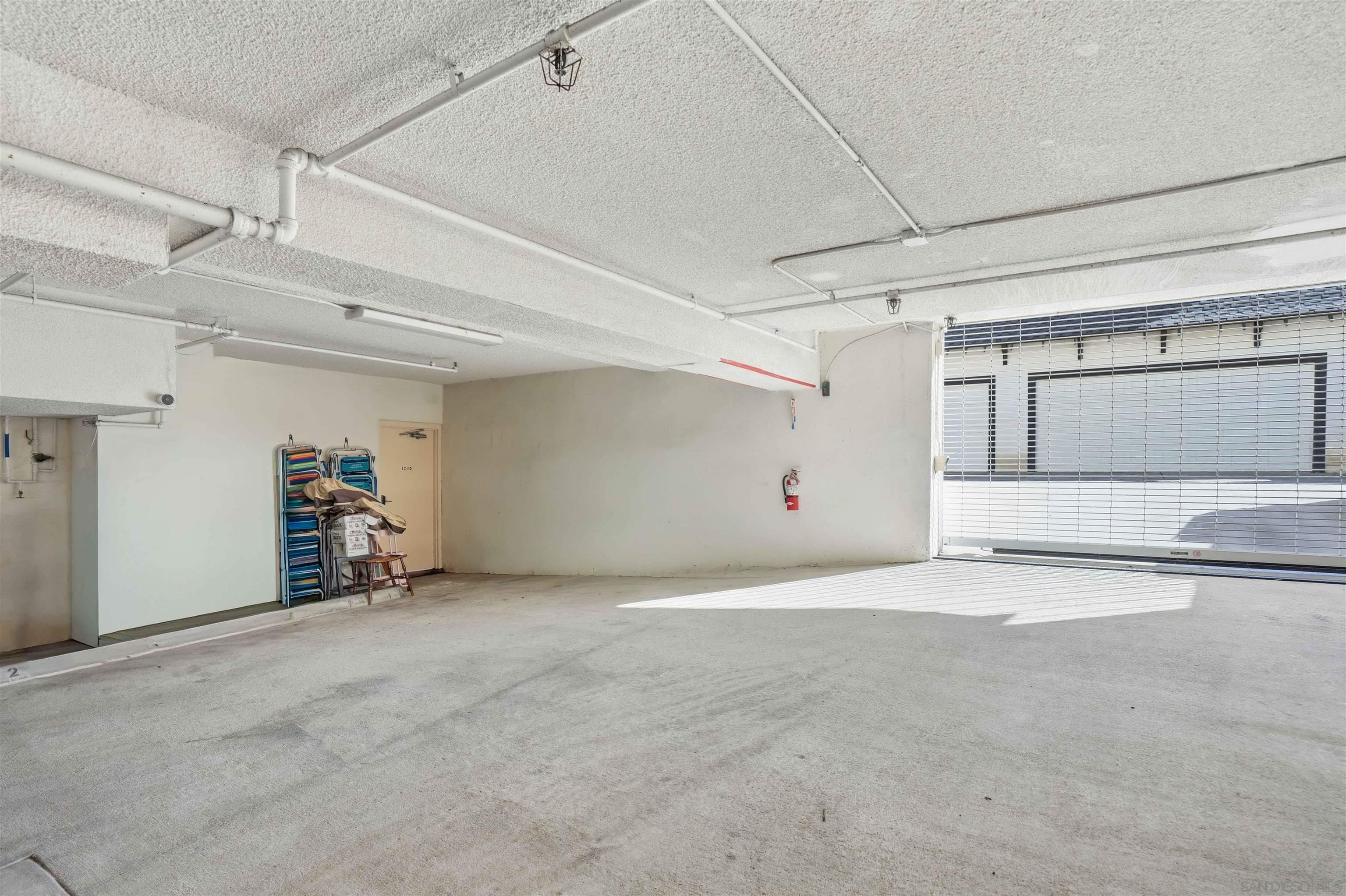 Detail Gallery Image 42 of 51 For 1210  7th Street, Coronado,  CA 92118 - 3 Beds | 3 Baths