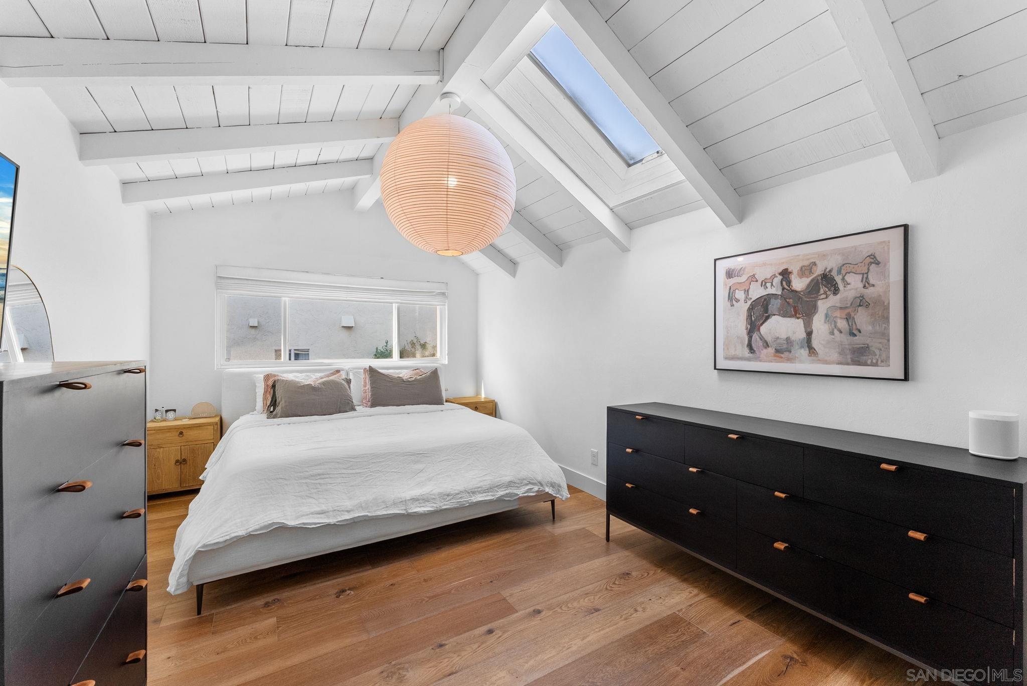 Detail Gallery Image 13 of 28 For 144  Coop Ct., Encinitas,  CA 92024 - 2 Beds | 2/1 Baths