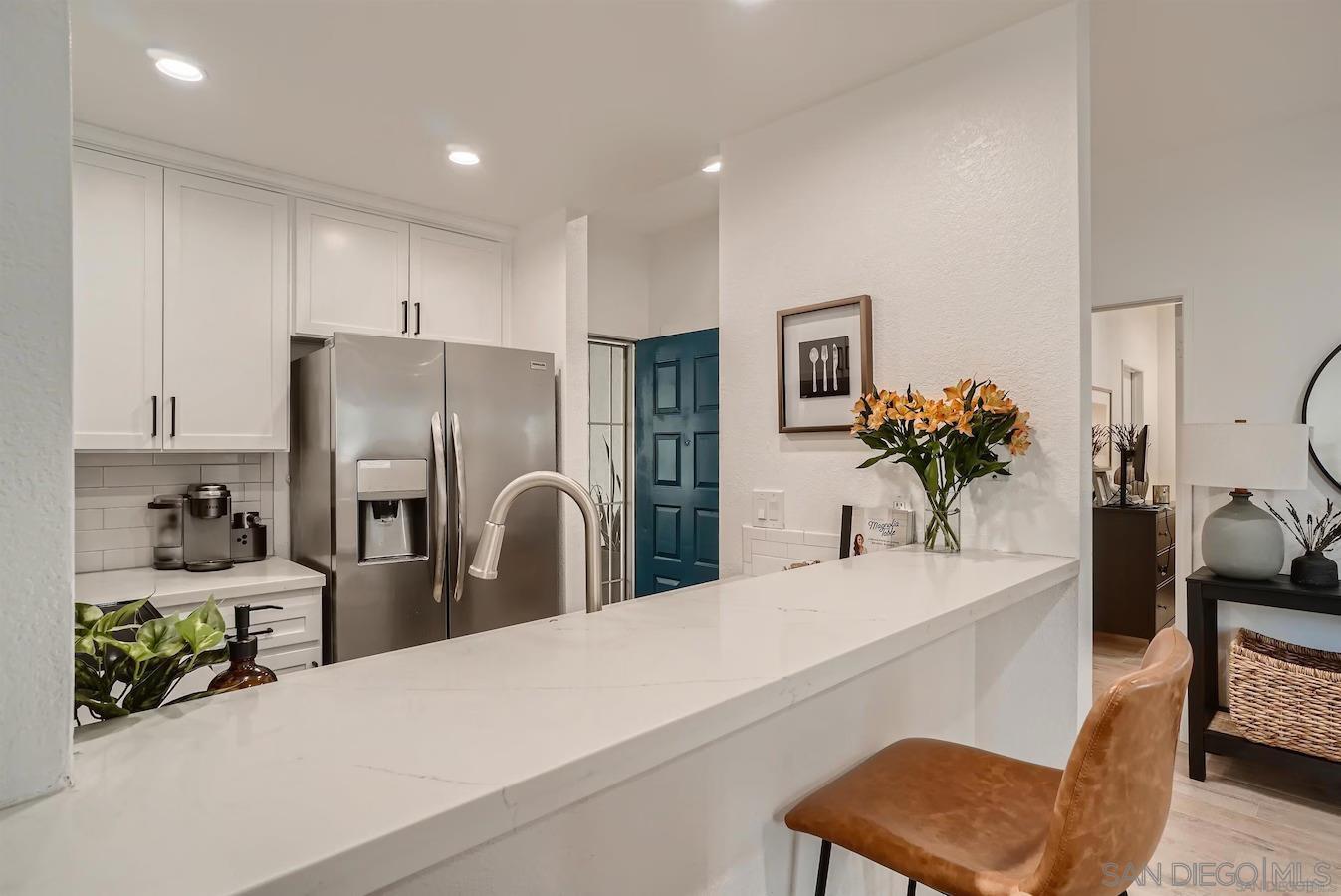 Detail Gallery Image 14 of 25 For 2218  River Run Dr  104, San Diego,  CA 92108 - 1 Beds | 1 Baths