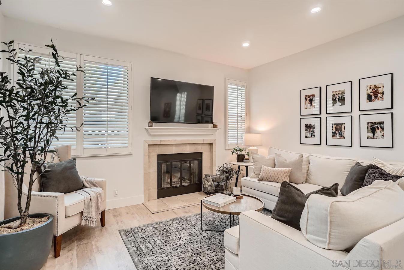 Detail Gallery Image 5 of 25 For 2218  River Run Dr  104, San Diego,  CA 92108 - 1 Beds | 1 Baths