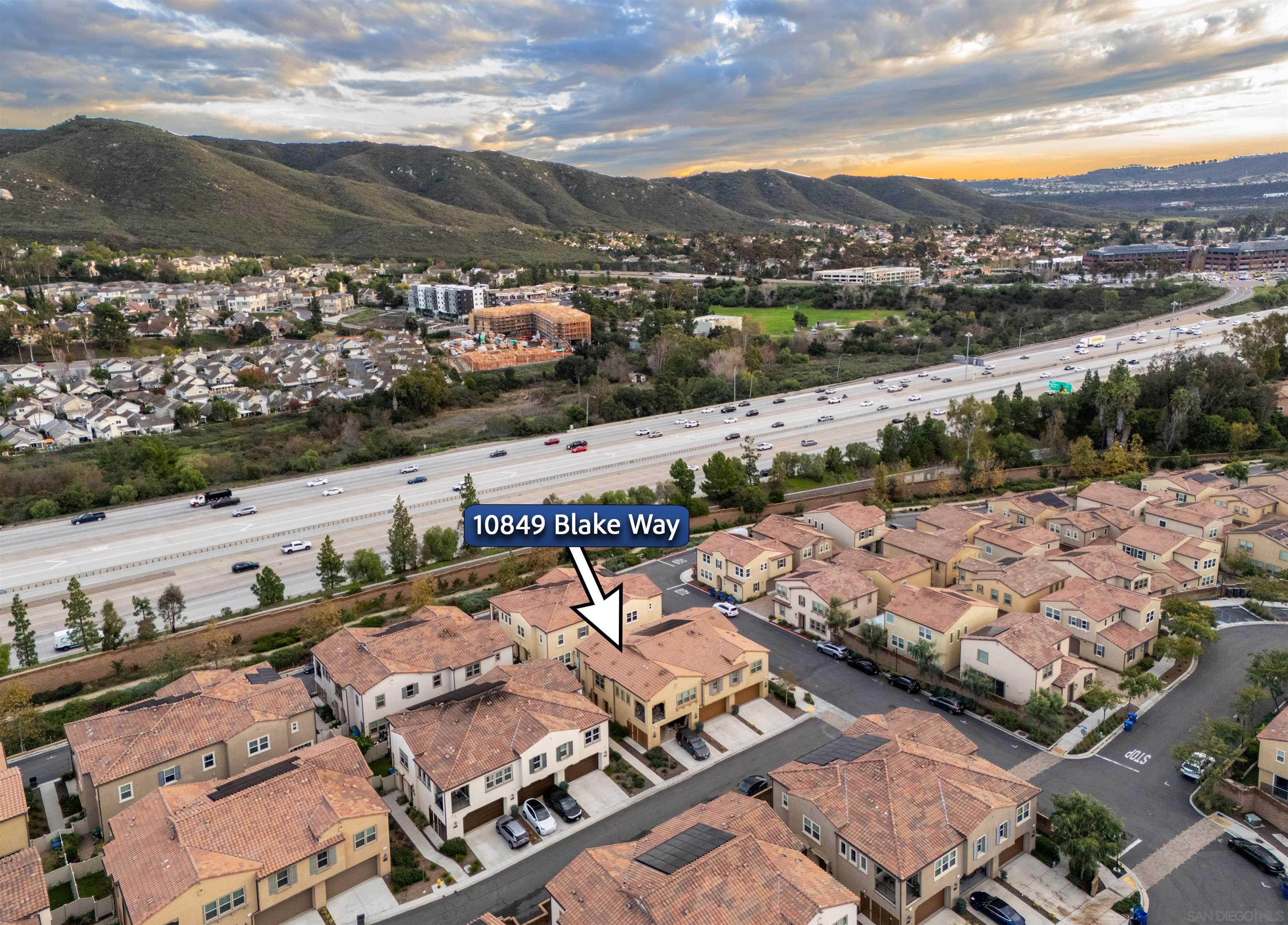 Detail Gallery Image 28 of 33 For 10849  Blake Way, San Diego,  CA 92129 - 3 Beds | 2 Baths