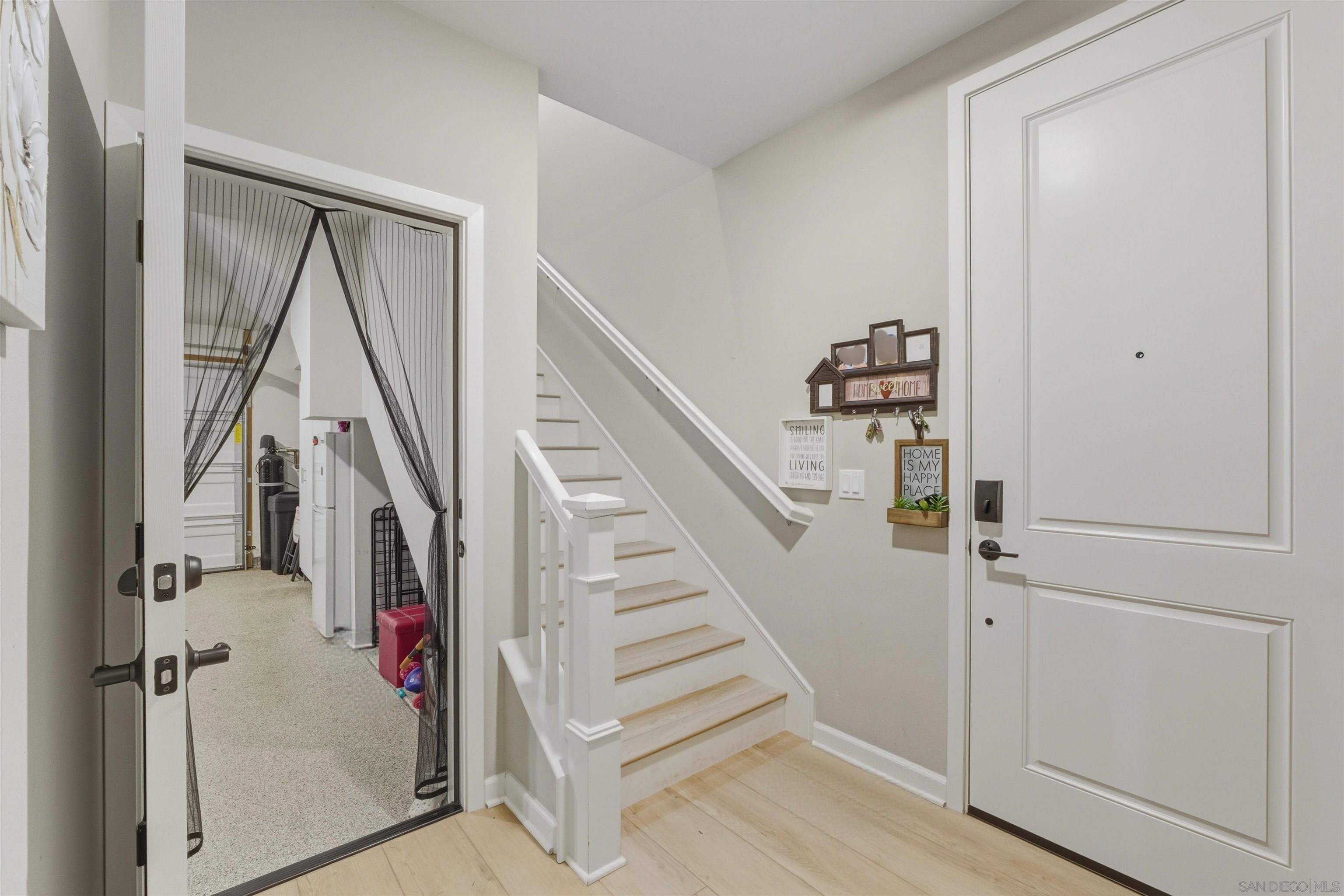 Detail Gallery Image 10 of 33 For 10849  Blake Way, San Diego,  CA 92129 - 3 Beds | 2 Baths