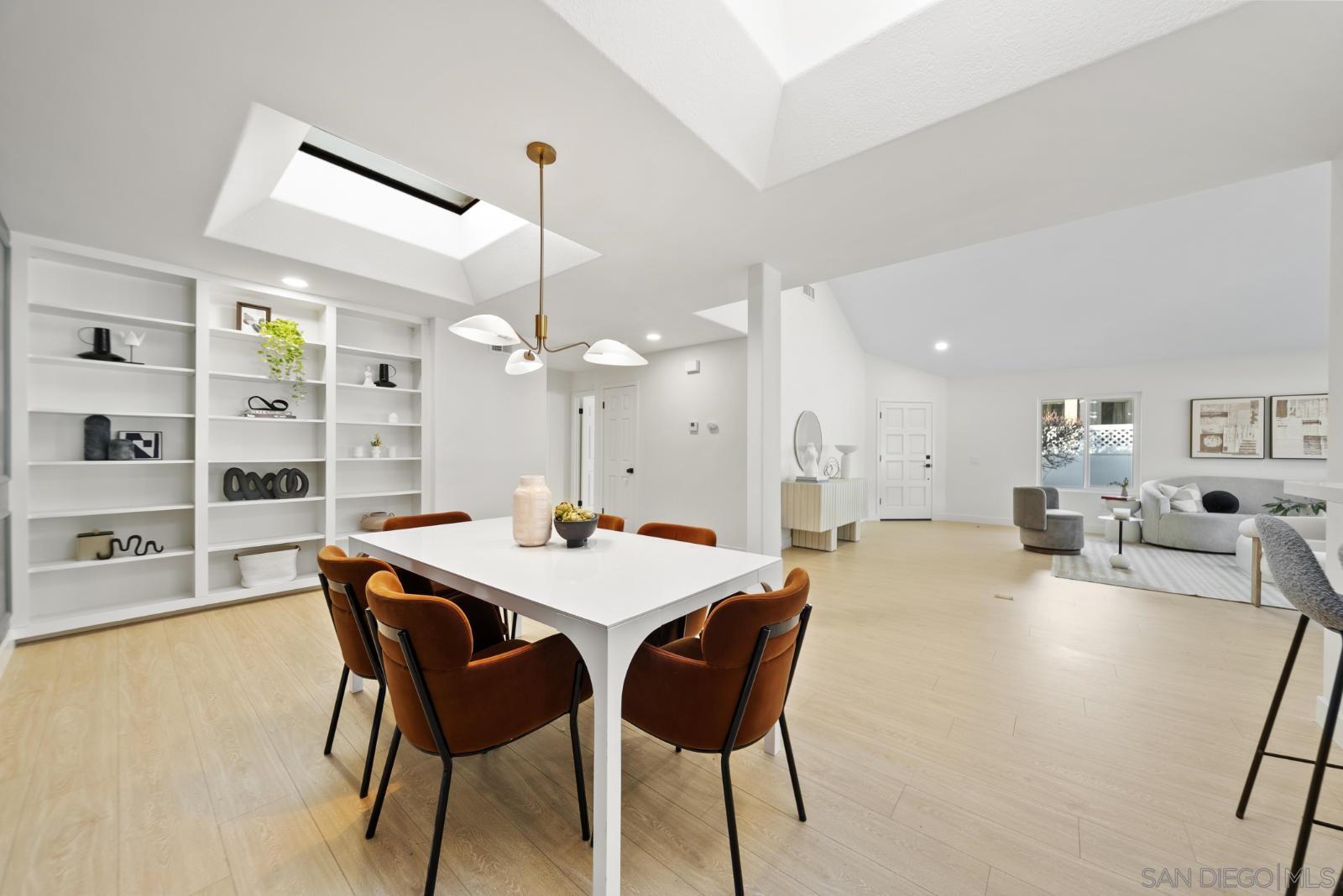 Detail Gallery Image 11 of 35 For 4710  Cordoba Way, Oceanside,  CA 92056 - 2 Beds | 2 Baths