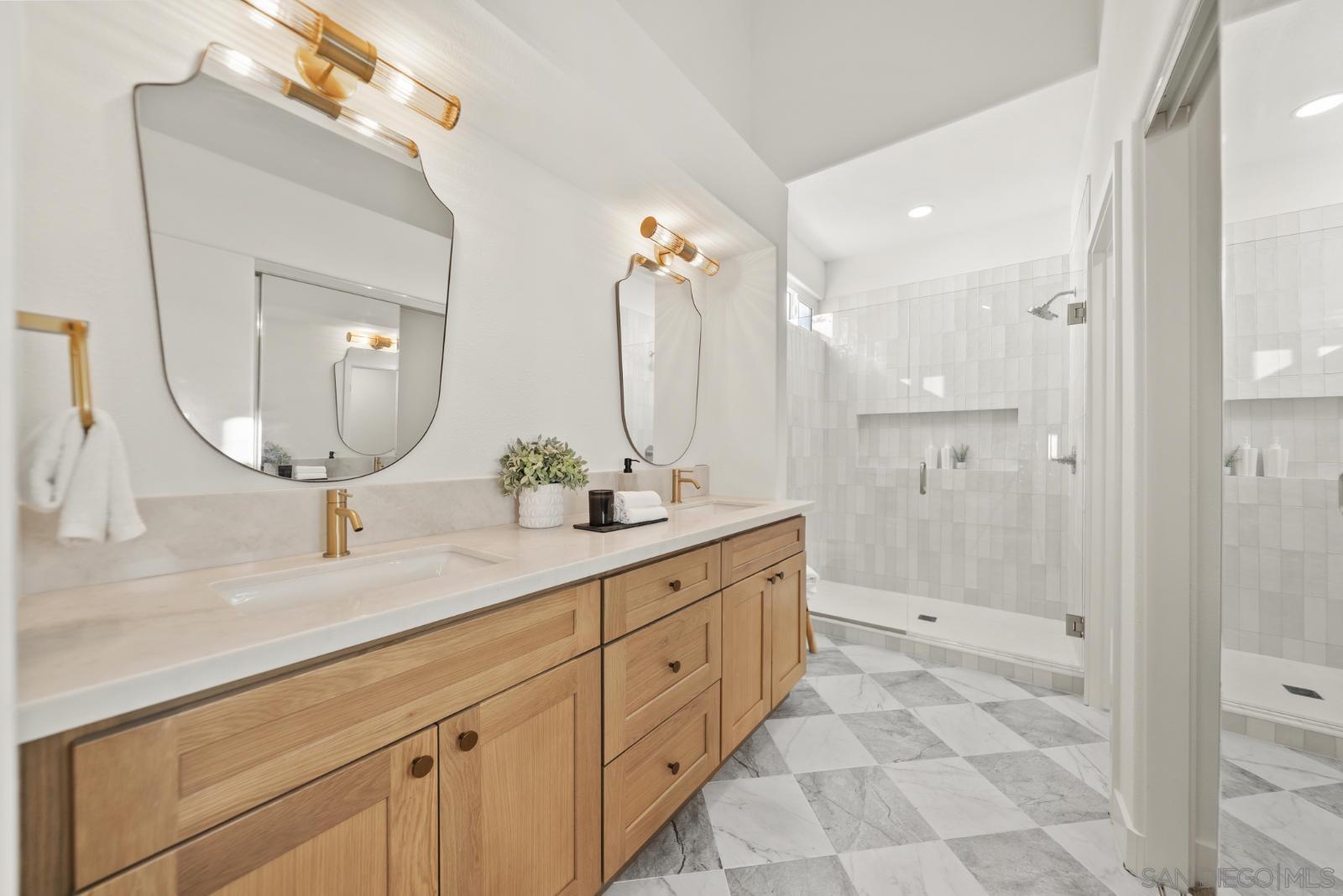 Detail Gallery Image 20 of 35 For 4710  Cordoba Way, Oceanside,  CA 92056 - 2 Beds | 2 Baths