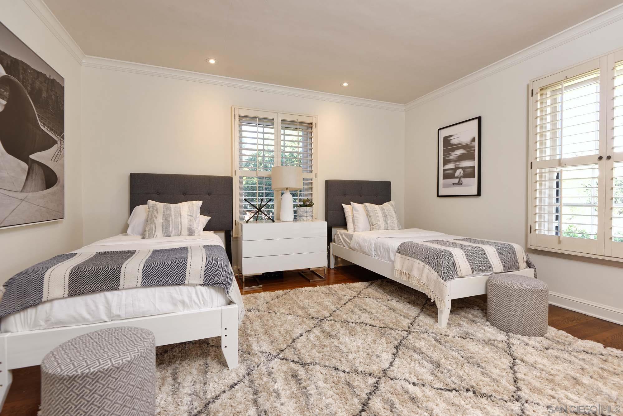 Detail Gallery Image 16 of 22 For 6122  Vista De La Mesa, La Jolla,  CA 92037 - 2 Beds | 2 Baths