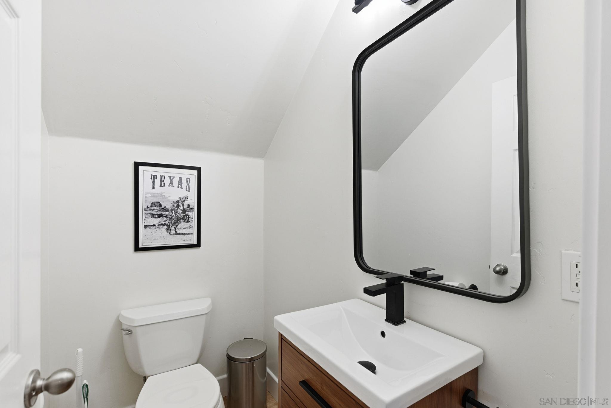 Detail Gallery Image 13 of 32 For 908  Florence St, Imperial Beach,  CA 91932 - 4 Beds | 2/1 Baths