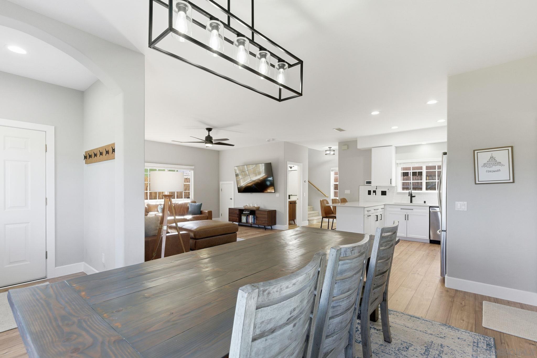 Detail Gallery Image 5 of 32 For 908  Florence St, Imperial Beach,  CA 91932 - 4 Beds | 2/1 Baths