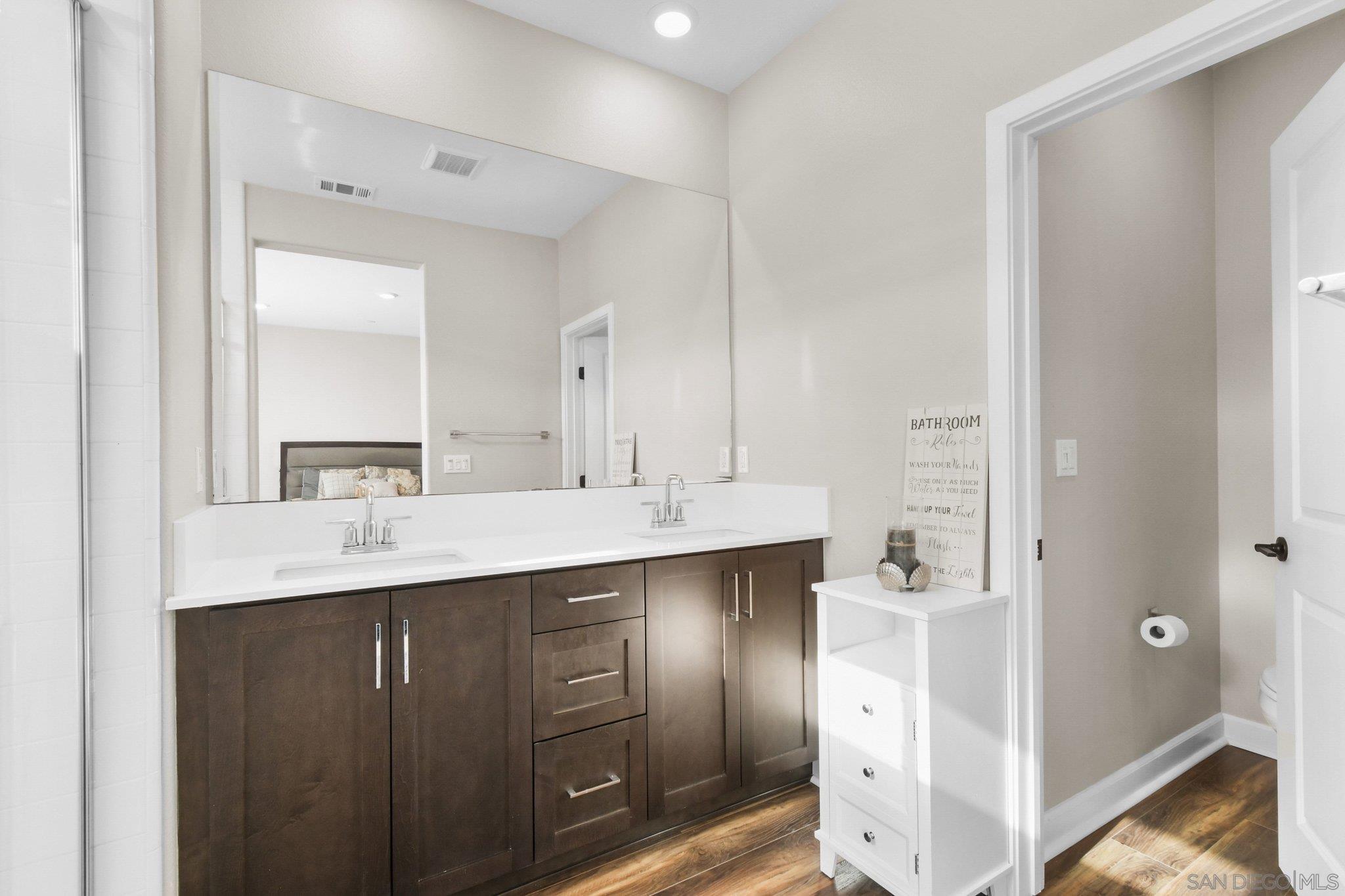 Detail Gallery Image 29 of 40 For 1956  Pavilion Ln, Chula Vista,  CA 91915 - 4 Beds | 3/1 Baths