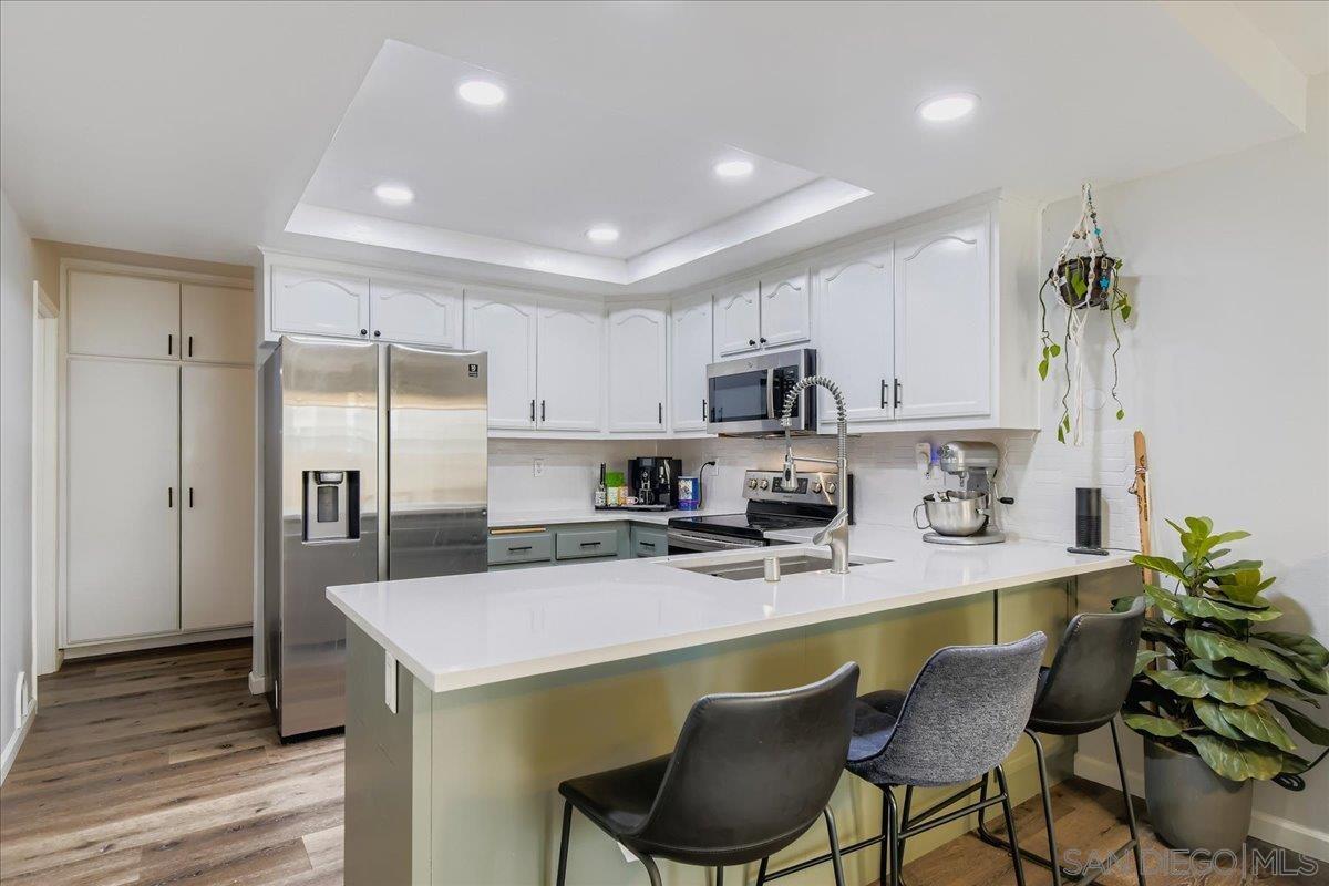 Detail Gallery Image 8 of 34 For 5364  Caminito Velasquez, San Diego,  CA 92124 - 3 Beds | 2/1 Baths