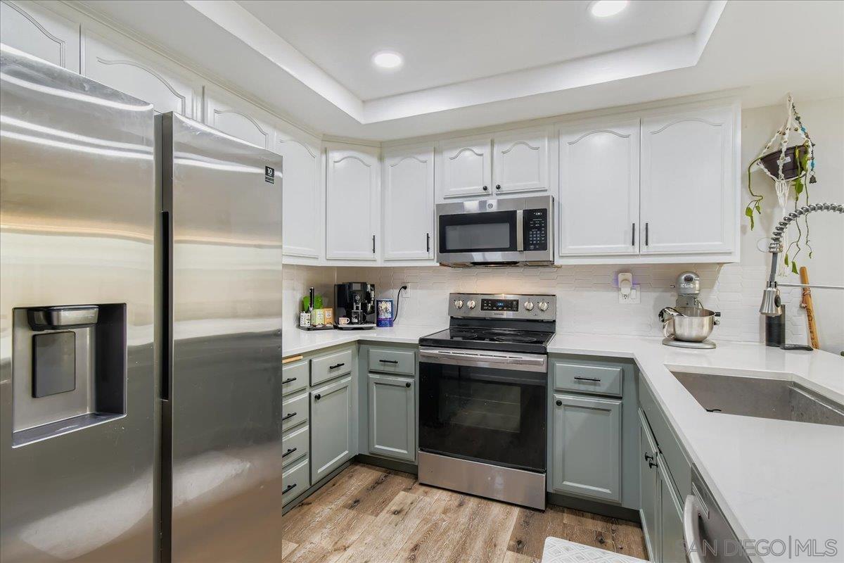 Detail Gallery Image 10 of 34 For 5364  Caminito Velasquez, San Diego,  CA 92124 - 3 Beds | 2/1 Baths