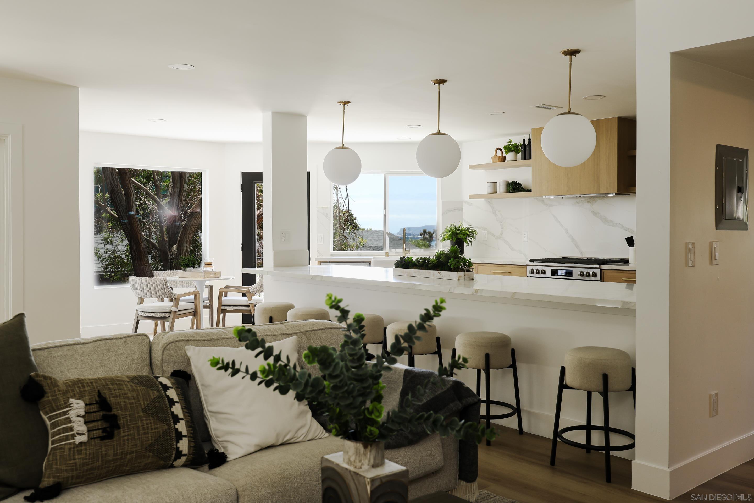 Detail Gallery Image 17 of 70 For 2861  Brant St., San Diego,  CA 92103 - 3 Beds | 3 Baths