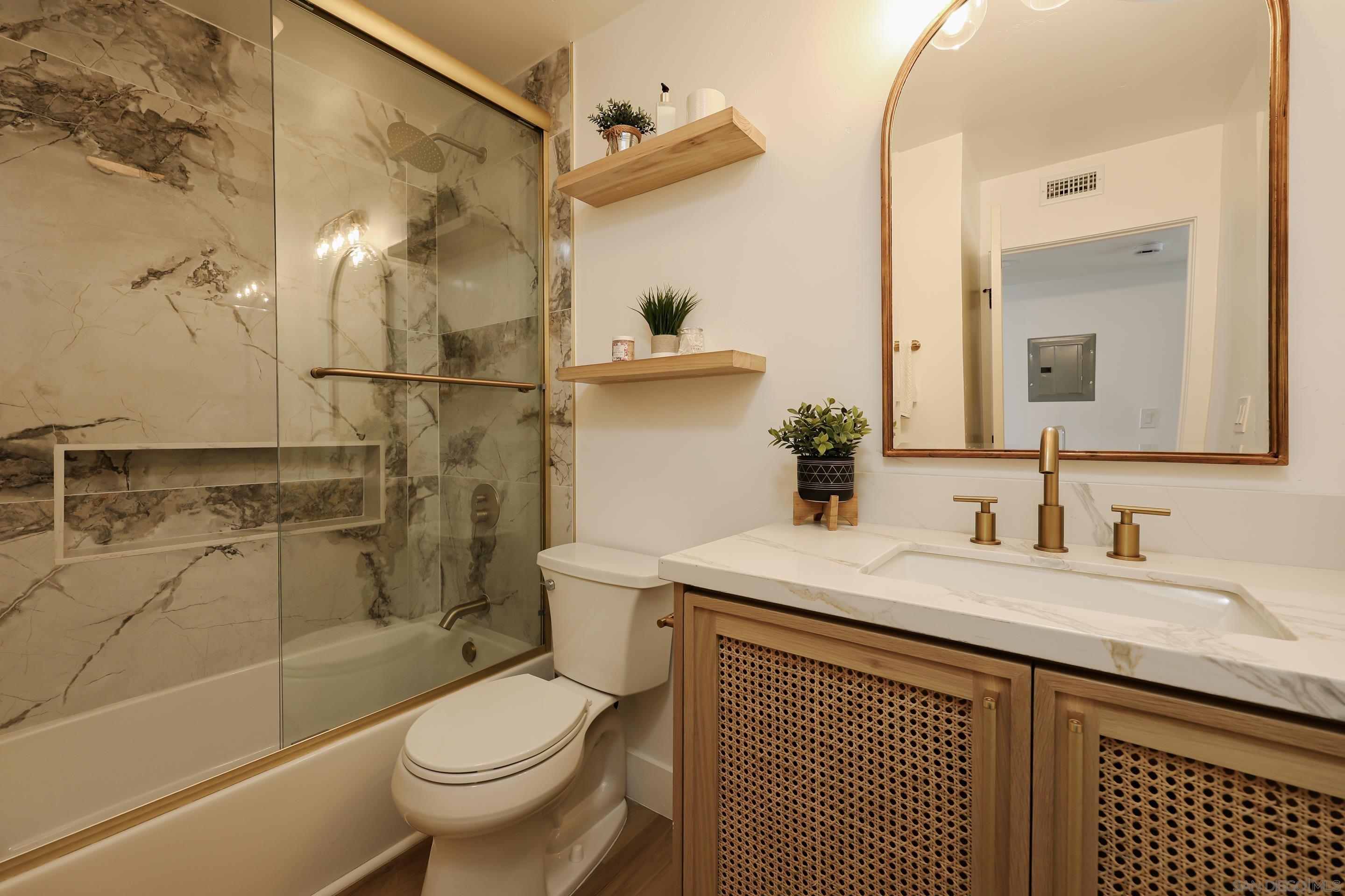 Detail Gallery Image 26 of 70 For 2861  Brant St., San Diego,  CA 92103 - 3 Beds | 3 Baths