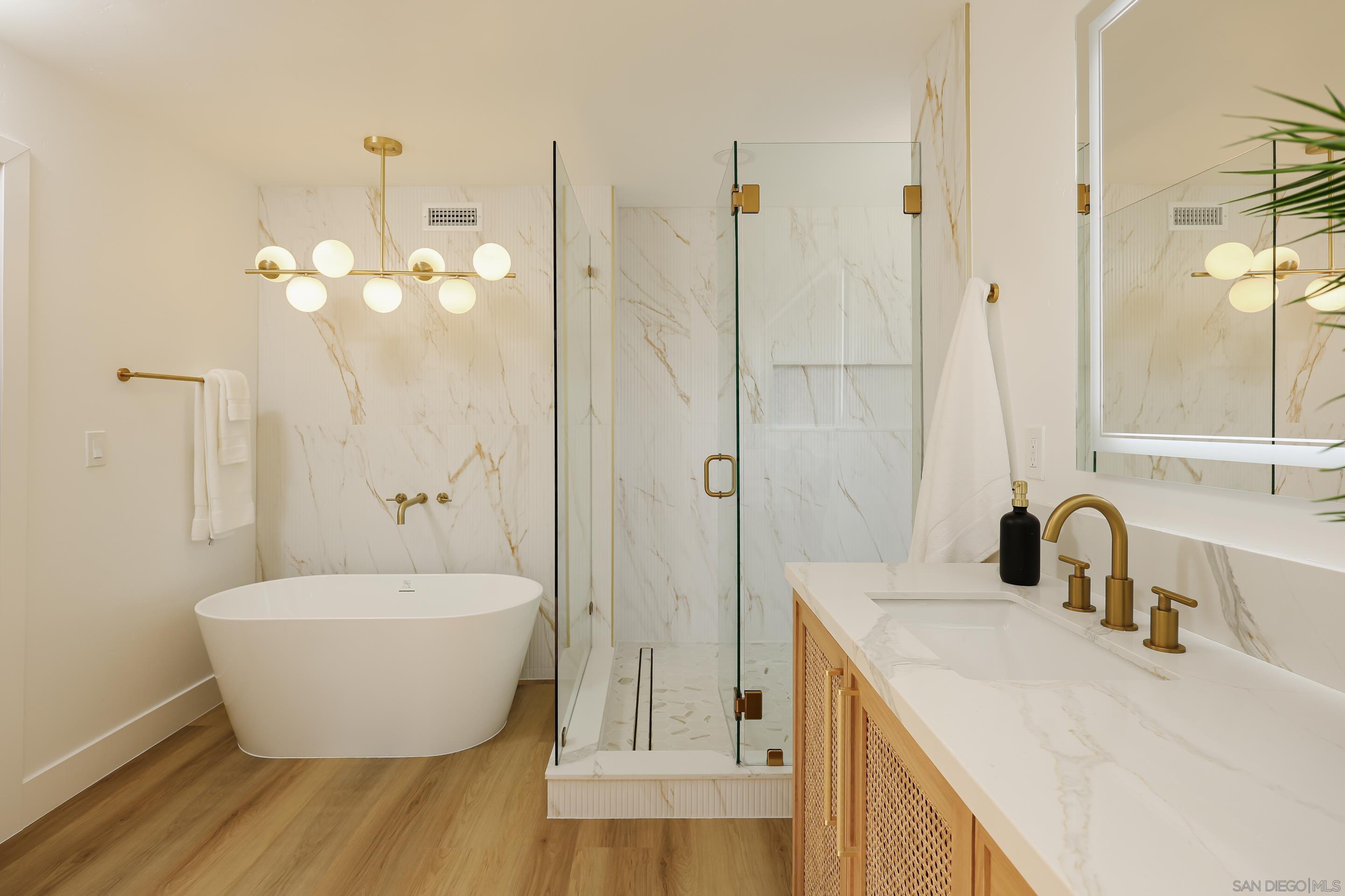 Detail Gallery Image 34 of 70 For 2861  Brant St., San Diego,  CA 92103 - 3 Beds | 3 Baths