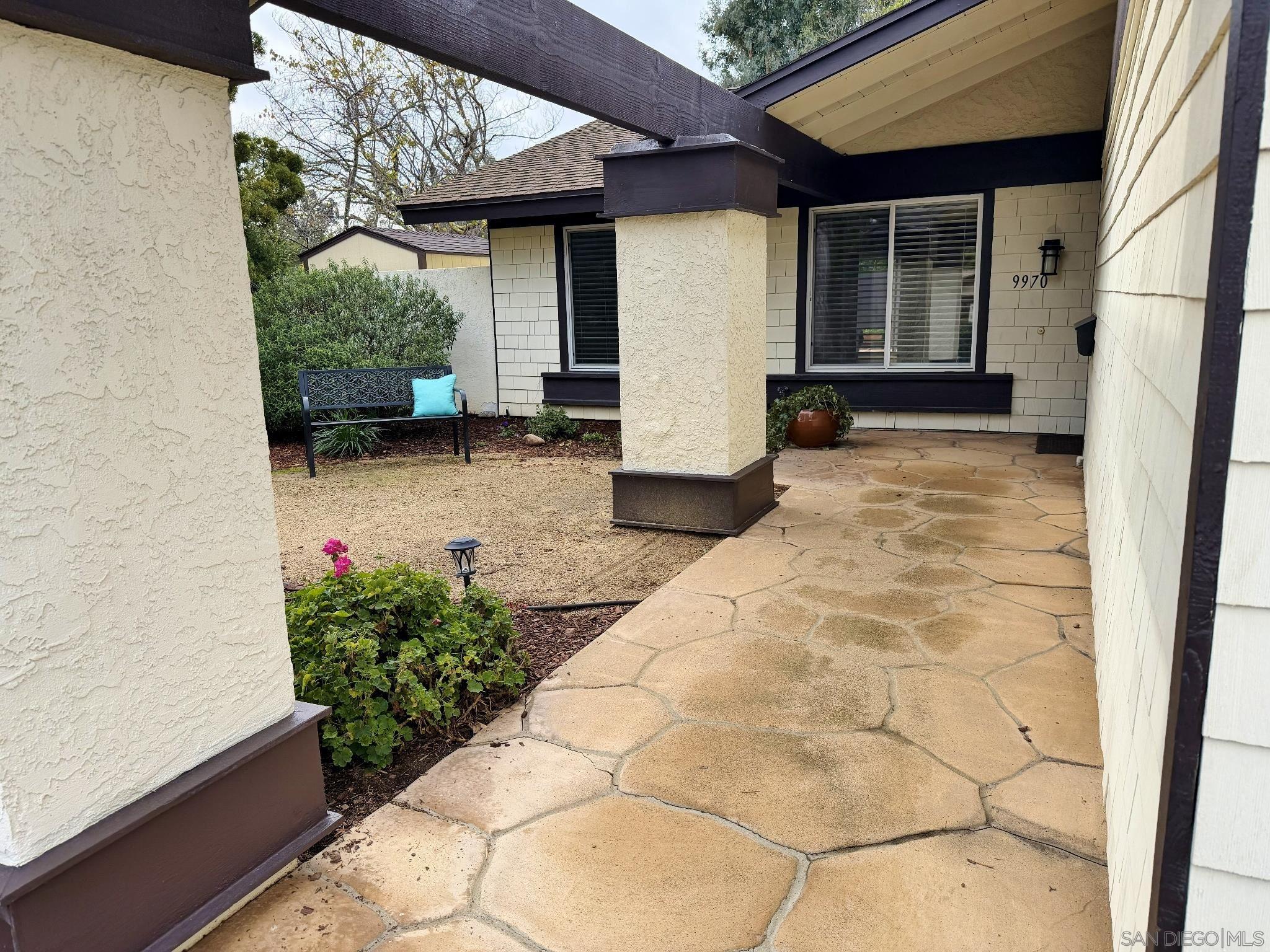 Detail Gallery Image 5 of 31 For 9970  Mesa Madera Dr, San Diego,  CA 92131 - 3 Beds | 2 Baths