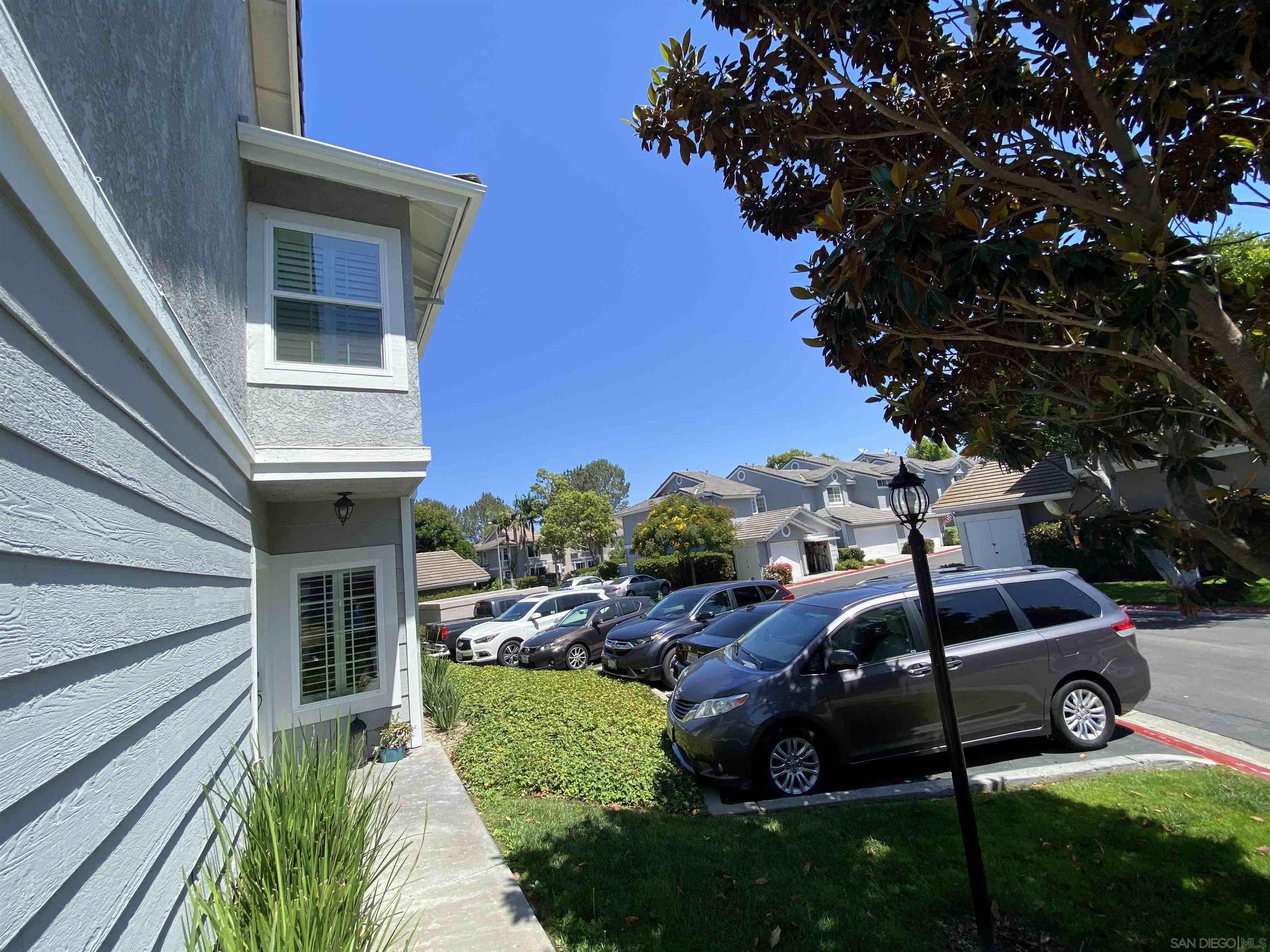 Detail Gallery Image 3 of 32 For 13319  Kibbings Rd, San Diego,  CA 92130 - 3 Beds | 2/1 Baths