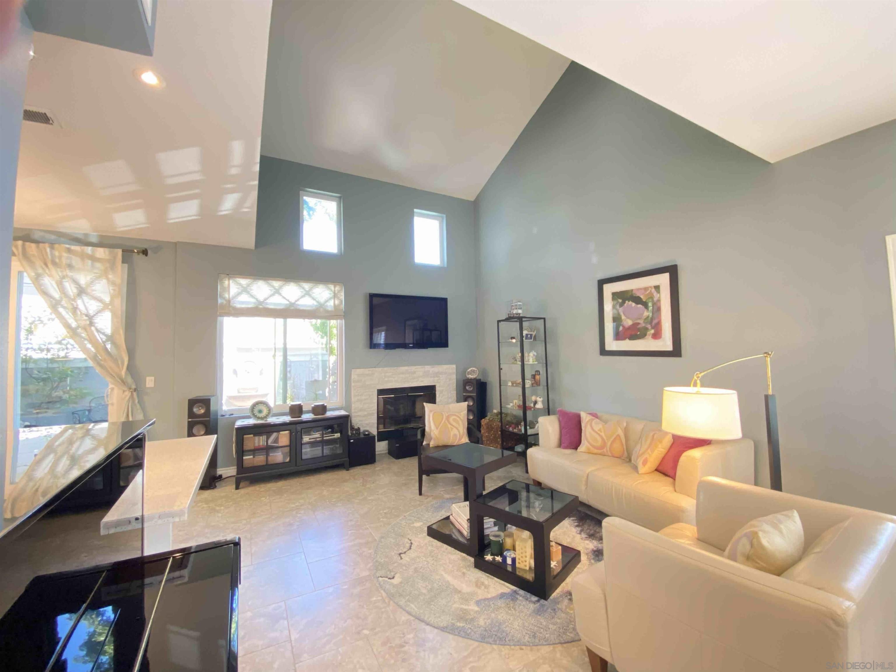 Detail Gallery Image 10 of 32 For 13319  Kibbings Rd, San Diego,  CA 92130 - 3 Beds | 2/1 Baths