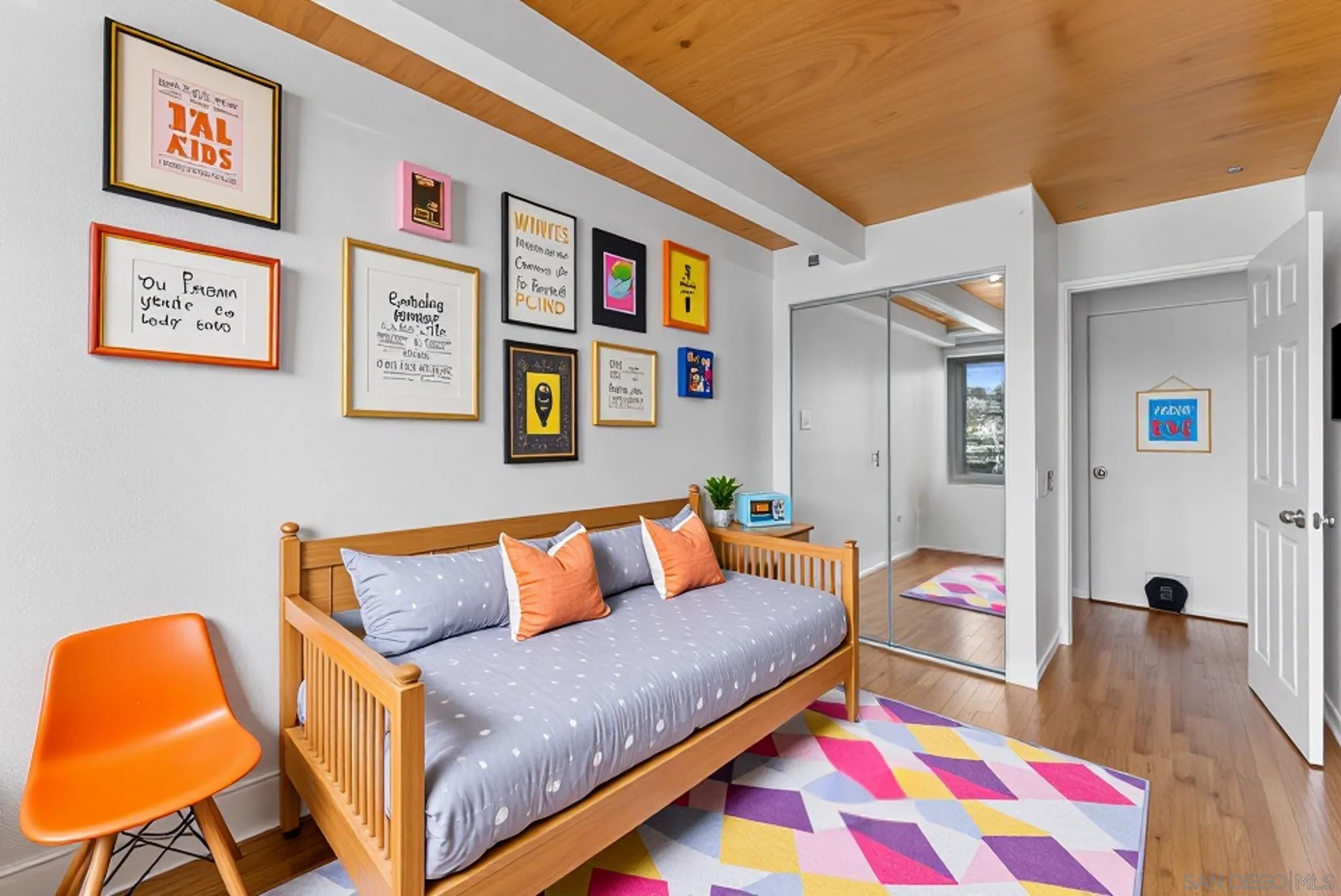 Detail Gallery Image 13 of 28 For 2533  Navarra Dr  2a,  Carlsbad,  CA 92009 - 2 Beds | 2 Baths