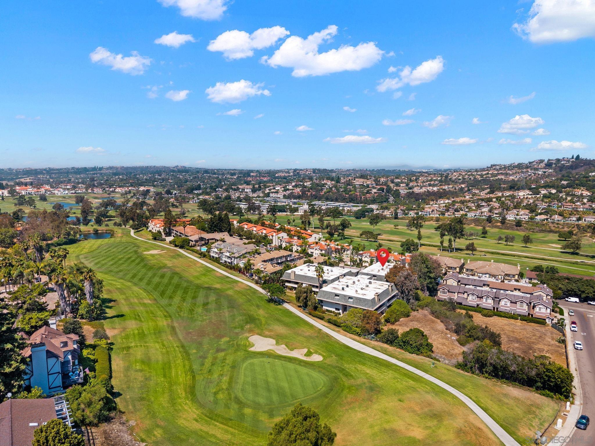 Detail Gallery Image 25 of 28 For 2533  Navarra Dr  2a,  Carlsbad,  CA 92009 - 2 Beds | 2 Baths
