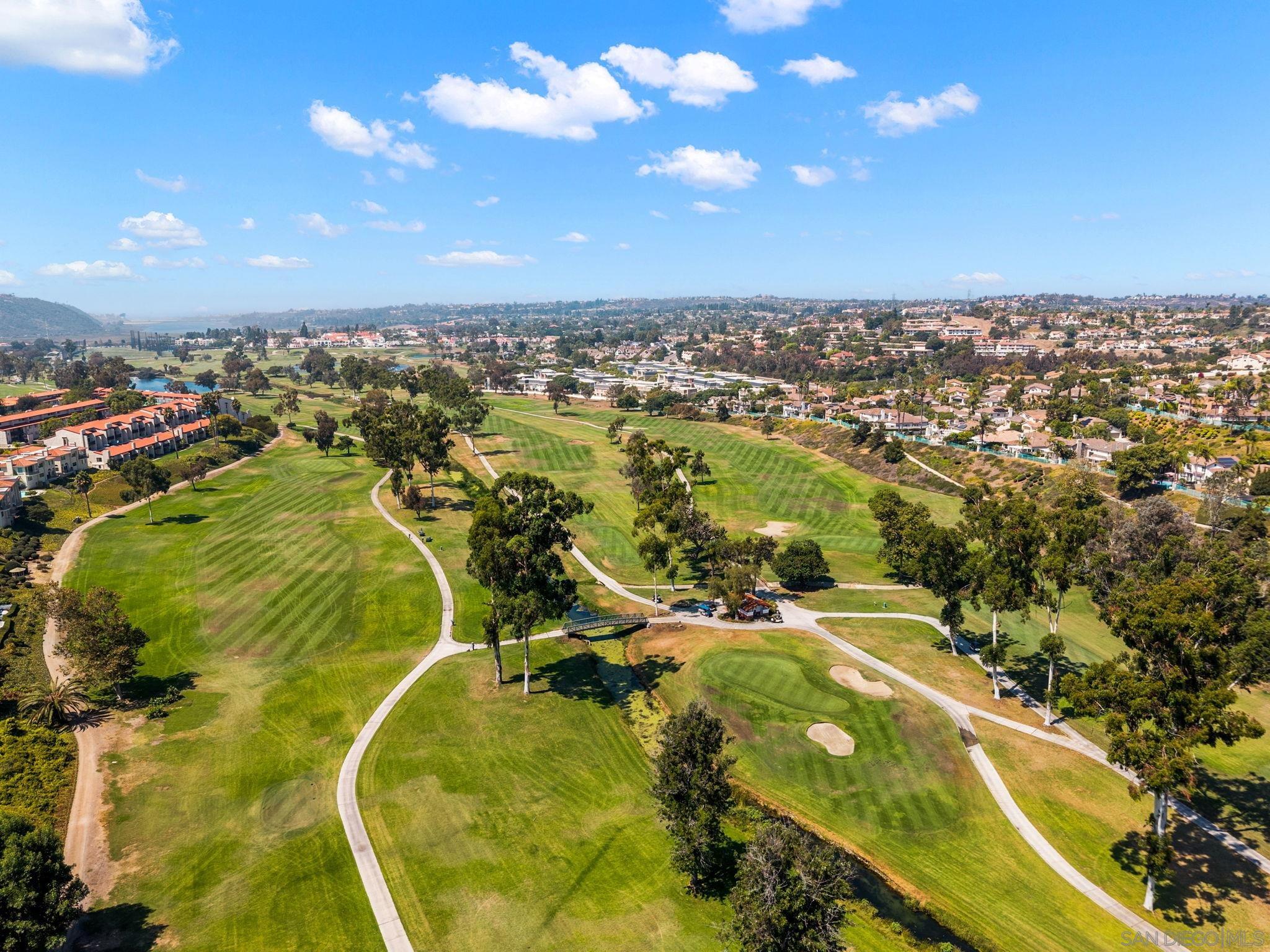 Detail Gallery Image 26 of 28 For 2533  Navarra Dr  2a,  Carlsbad,  CA 92009 - 2 Beds | 2 Baths