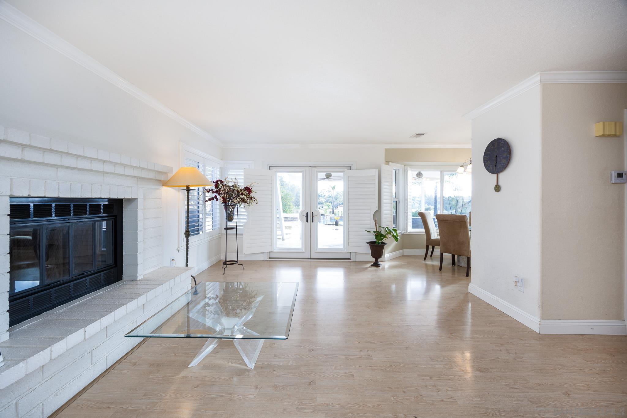 Detail Gallery Image 15 of 43 For 10905  Elderwood Rd, San Diego,  CA 92131 - 4 Beds | 2/1 Baths