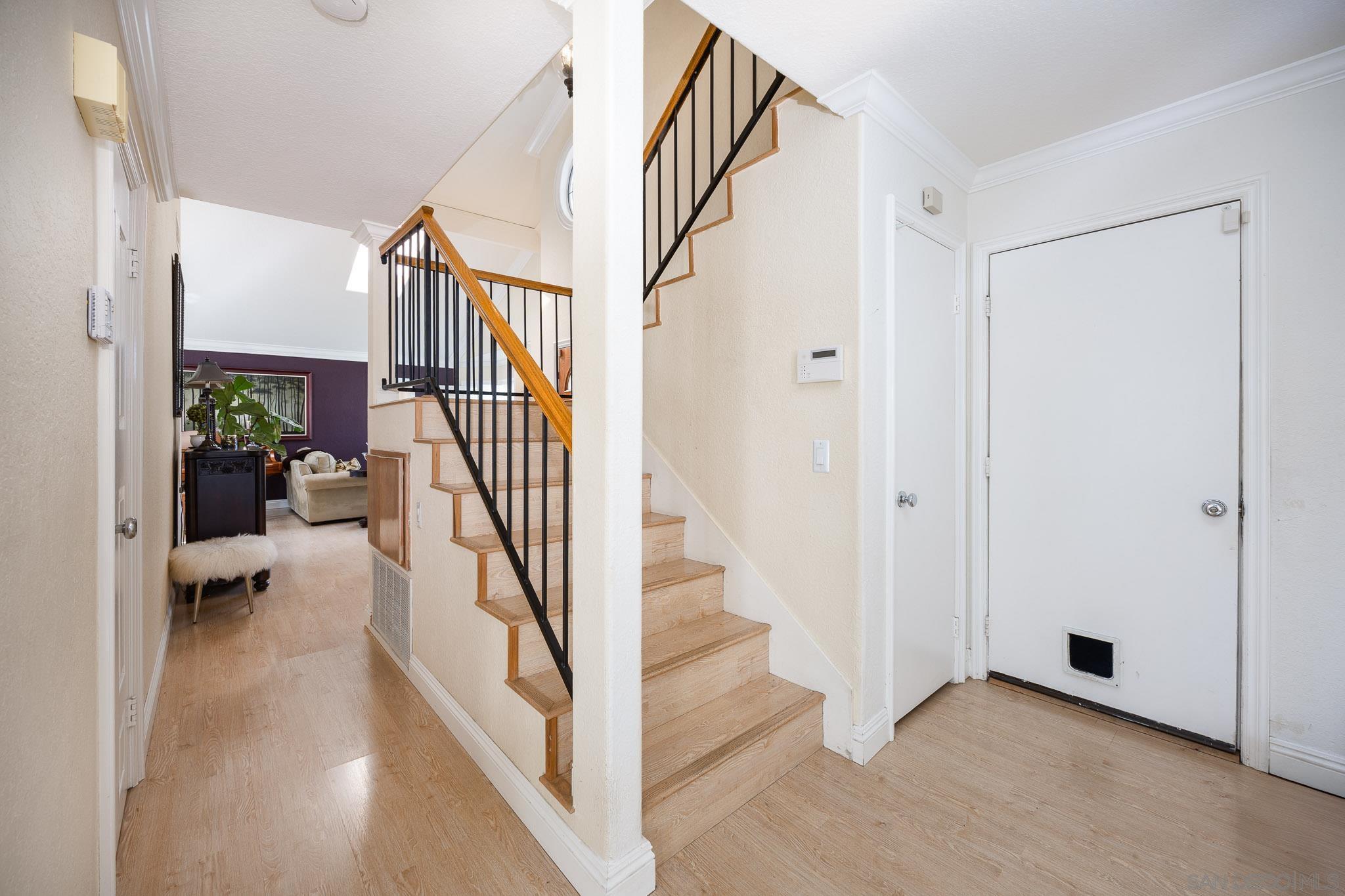 Detail Gallery Image 17 of 43 For 10905  Elderwood Rd, San Diego,  CA 92131 - 4 Beds | 2/1 Baths