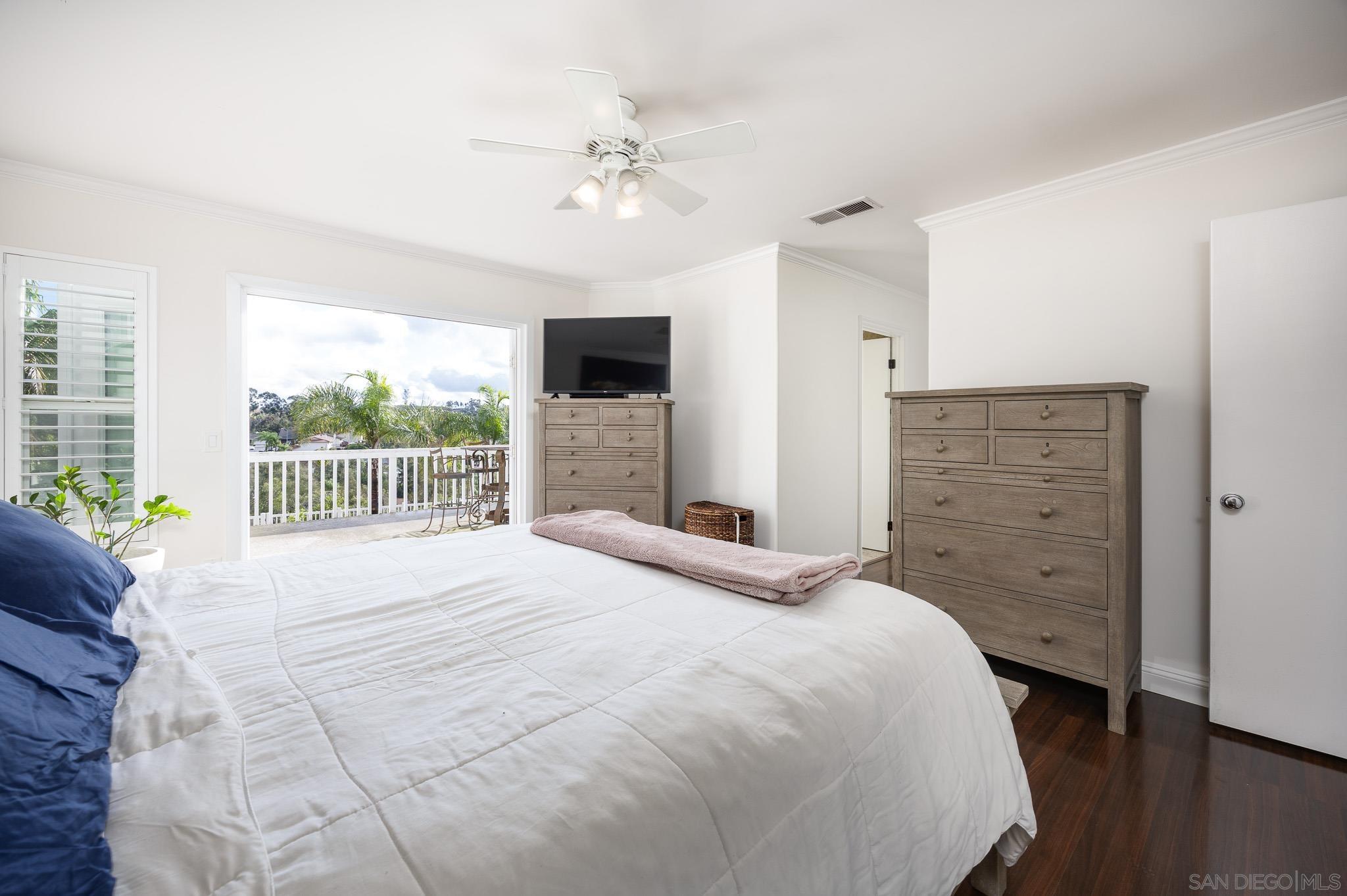 Detail Gallery Image 19 of 43 For 10905  Elderwood Rd, San Diego,  CA 92131 - 4 Beds | 2/1 Baths