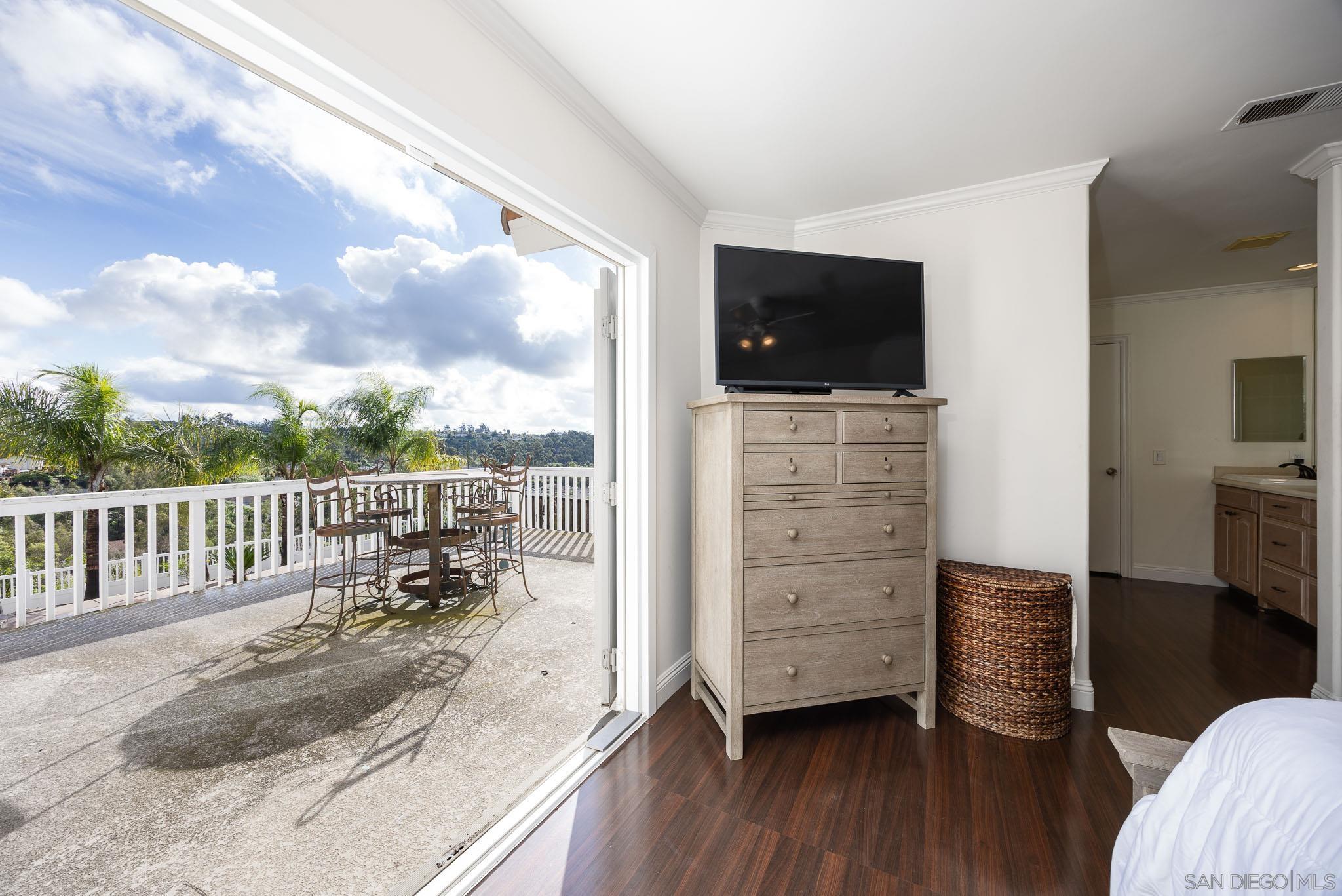 Detail Gallery Image 20 of 43 For 10905  Elderwood Rd, San Diego,  CA 92131 - 4 Beds | 2/1 Baths