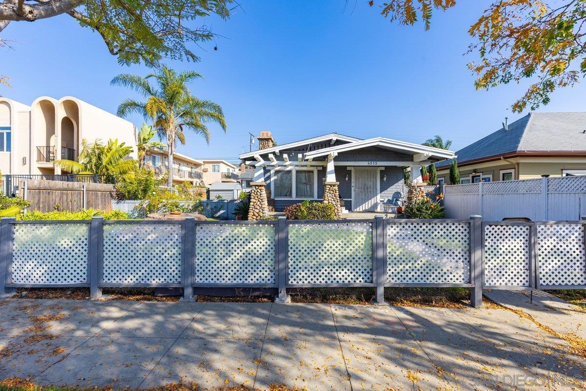 Detail Gallery Image 2 of 5 For 4515-17  Texas St, San Diego,  CA 92116 - – Beds | – Baths