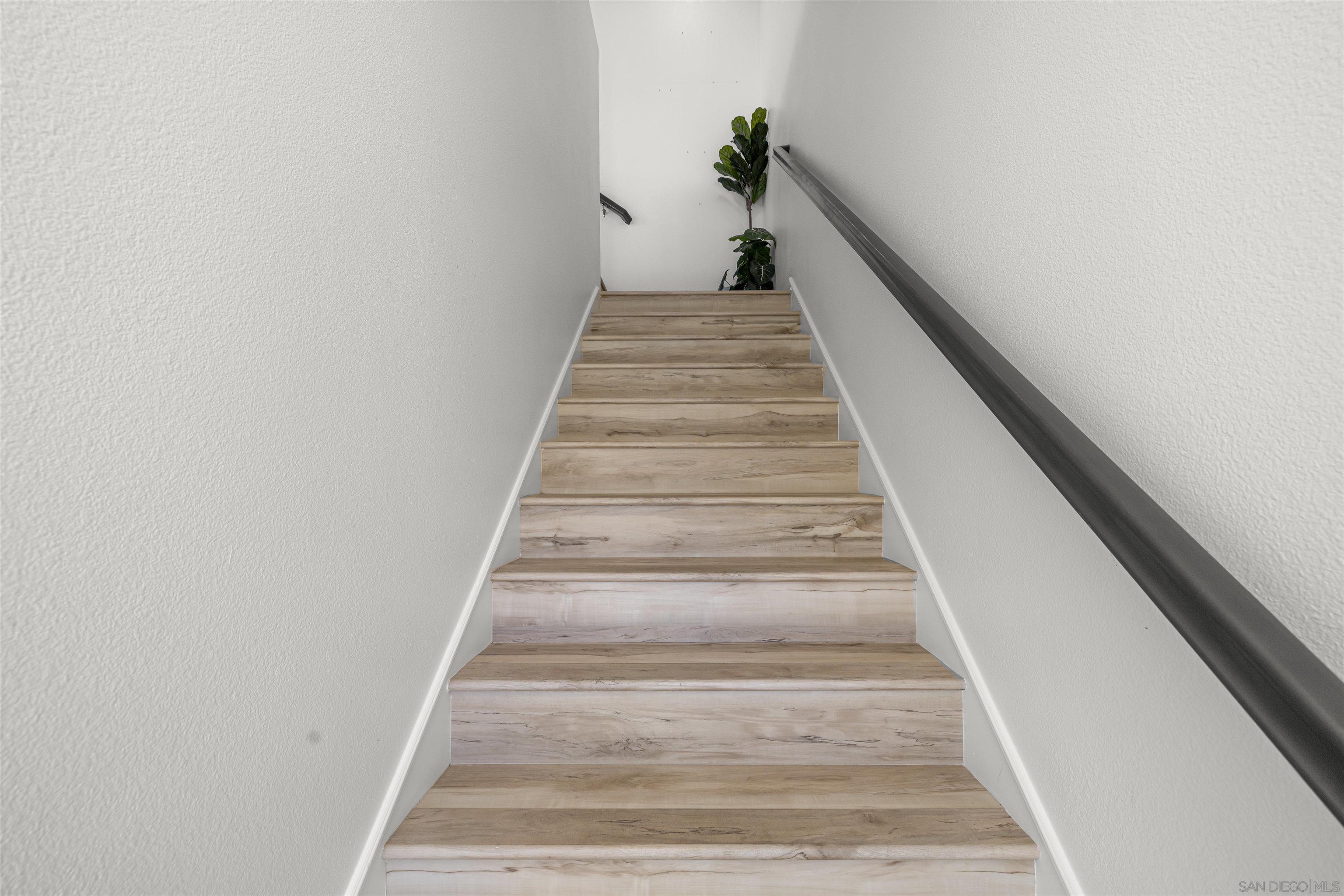 Detail Gallery Image 5 of 33 For 1800 E Lakeshore 1212, Lake Elsinore,  CA 92530 - 2 Beds | 2 Baths