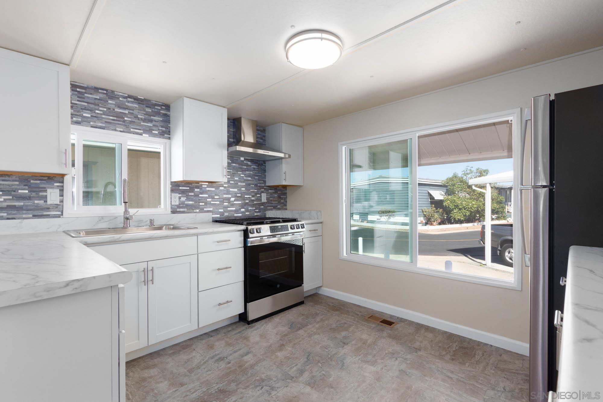 Detail Gallery Image 8 of 24 For 677  G St  #103.5,  Chula Vista,  CA 91910 - 1 Beds | 1 Baths