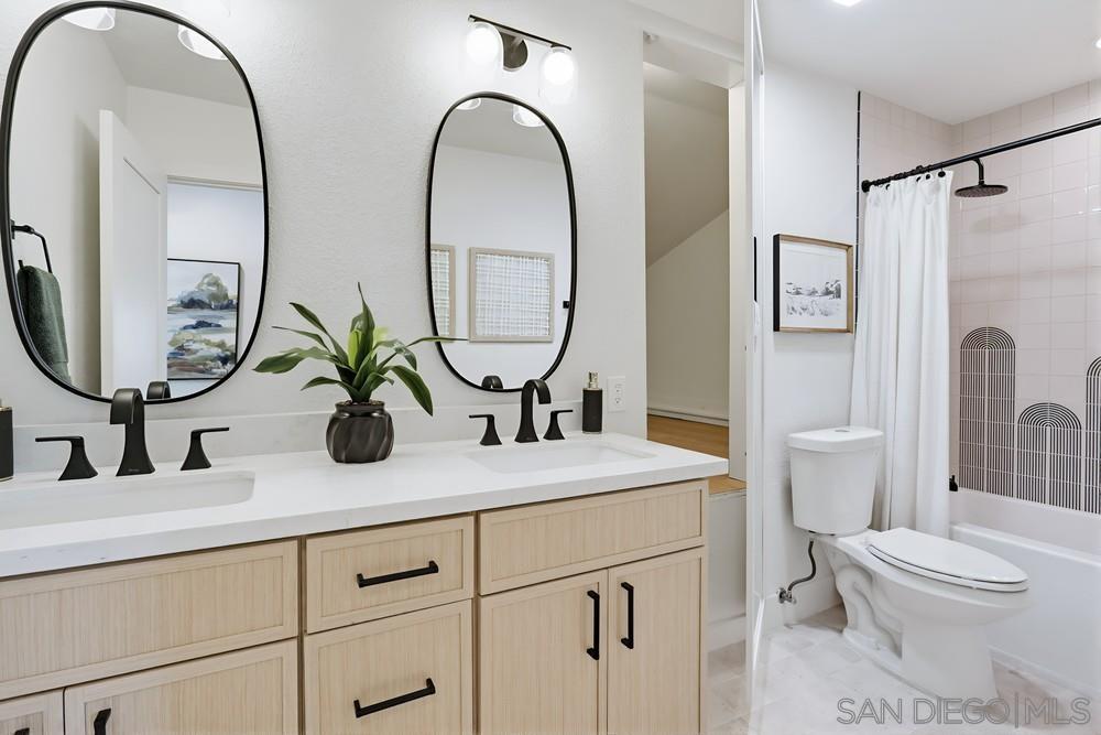 Detail Gallery Image 32 of 44 For 2003  Caminito Circulo Norte, La Jolla,  CA 92037 - 3 Beds | 2/1 Baths