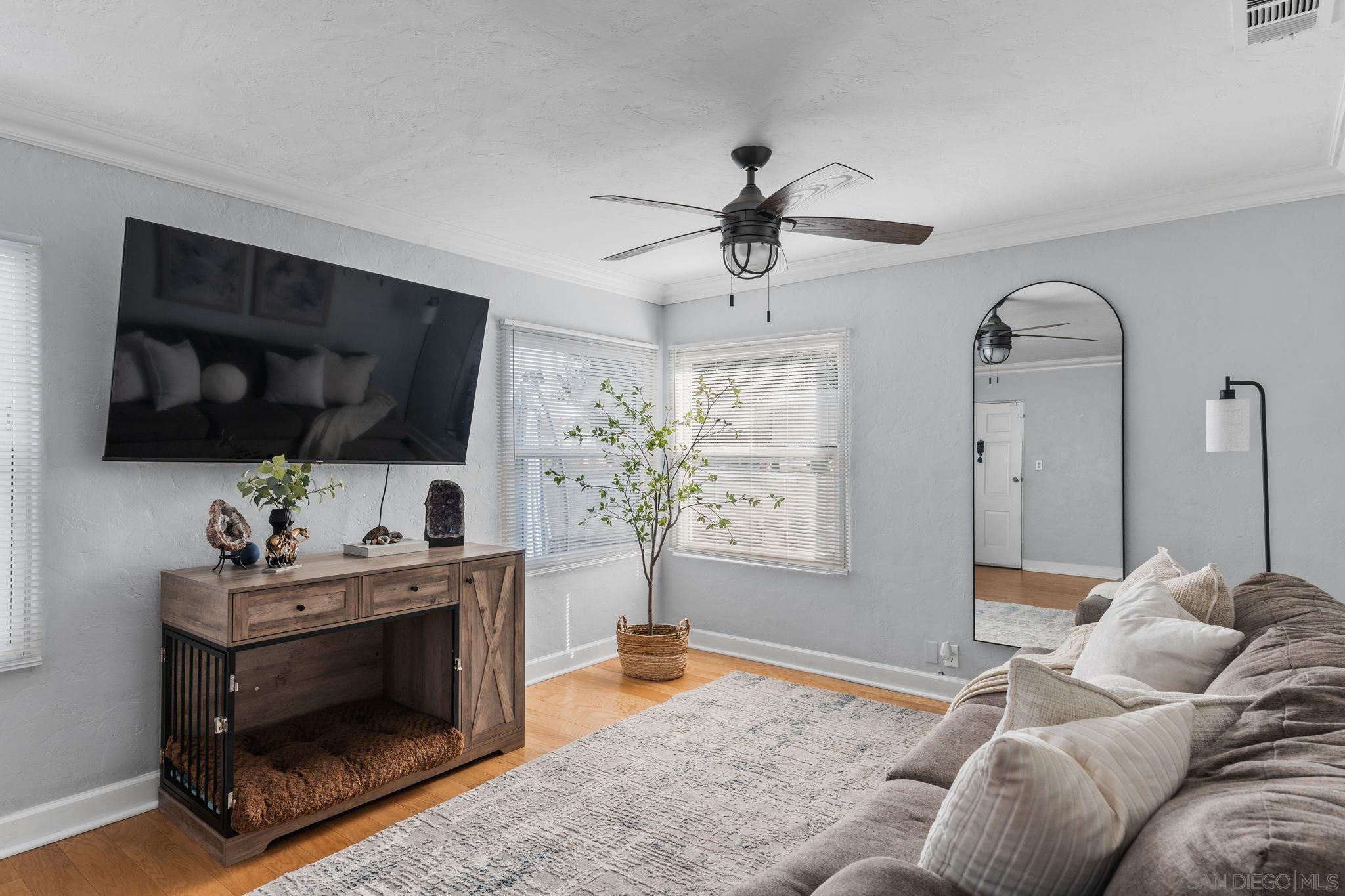 Detail Gallery Image 3 of 25 For 406  G Ave, National City,  CA 91950 - 2 Beds | 1 Baths